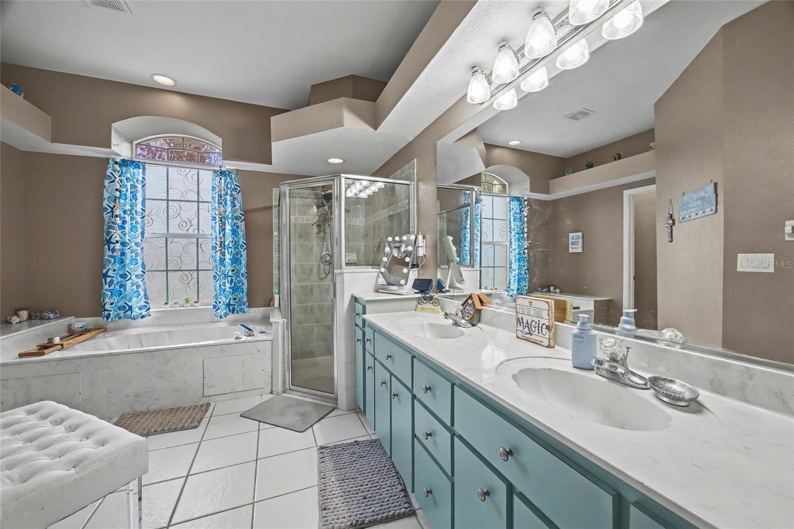 KINGSLAND COUNTRY ESTATE - Residential