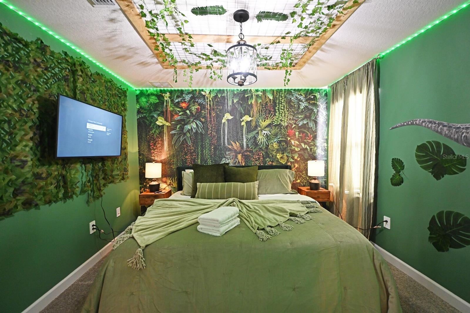 STOREY LAKE - Residential