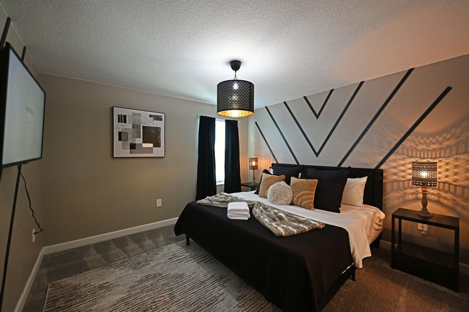 STOREY LAKE - Residential