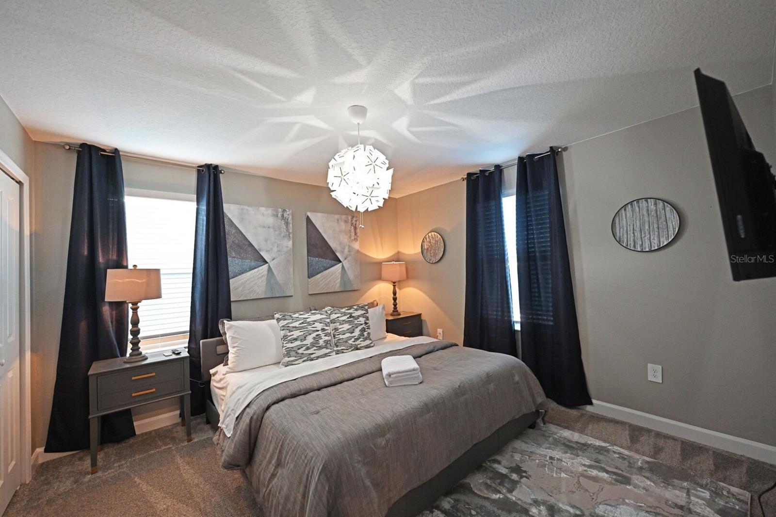 STOREY LAKE - Residential