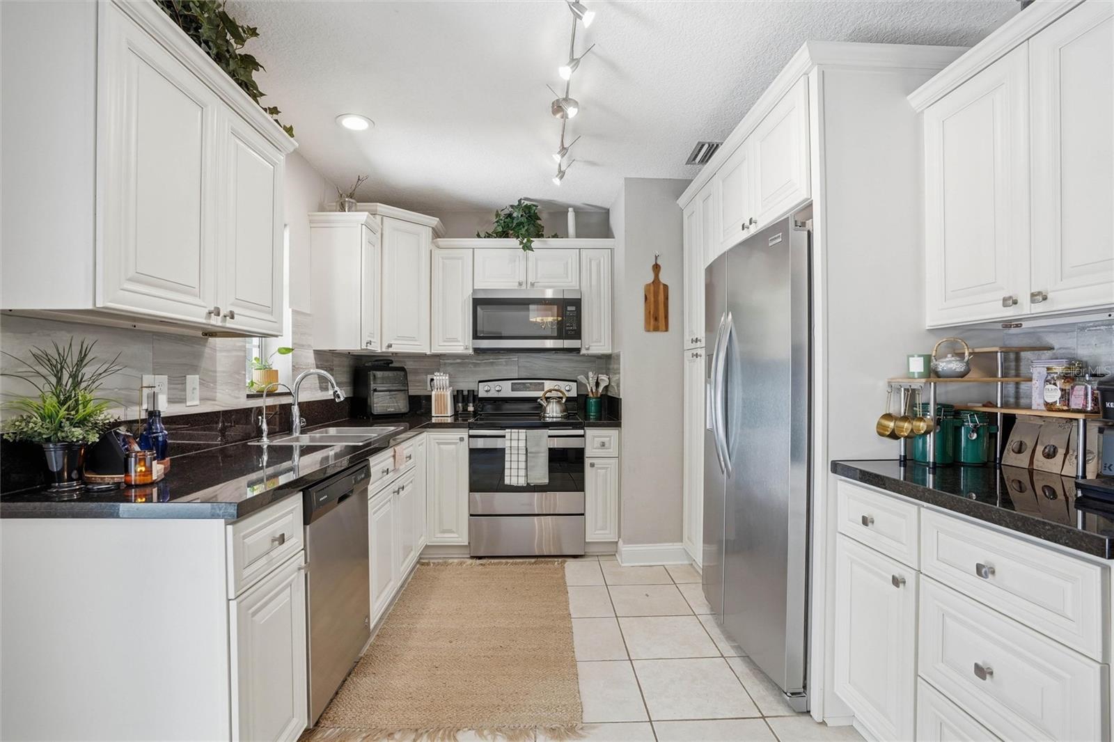 PARK LANE ESTATES - Residential