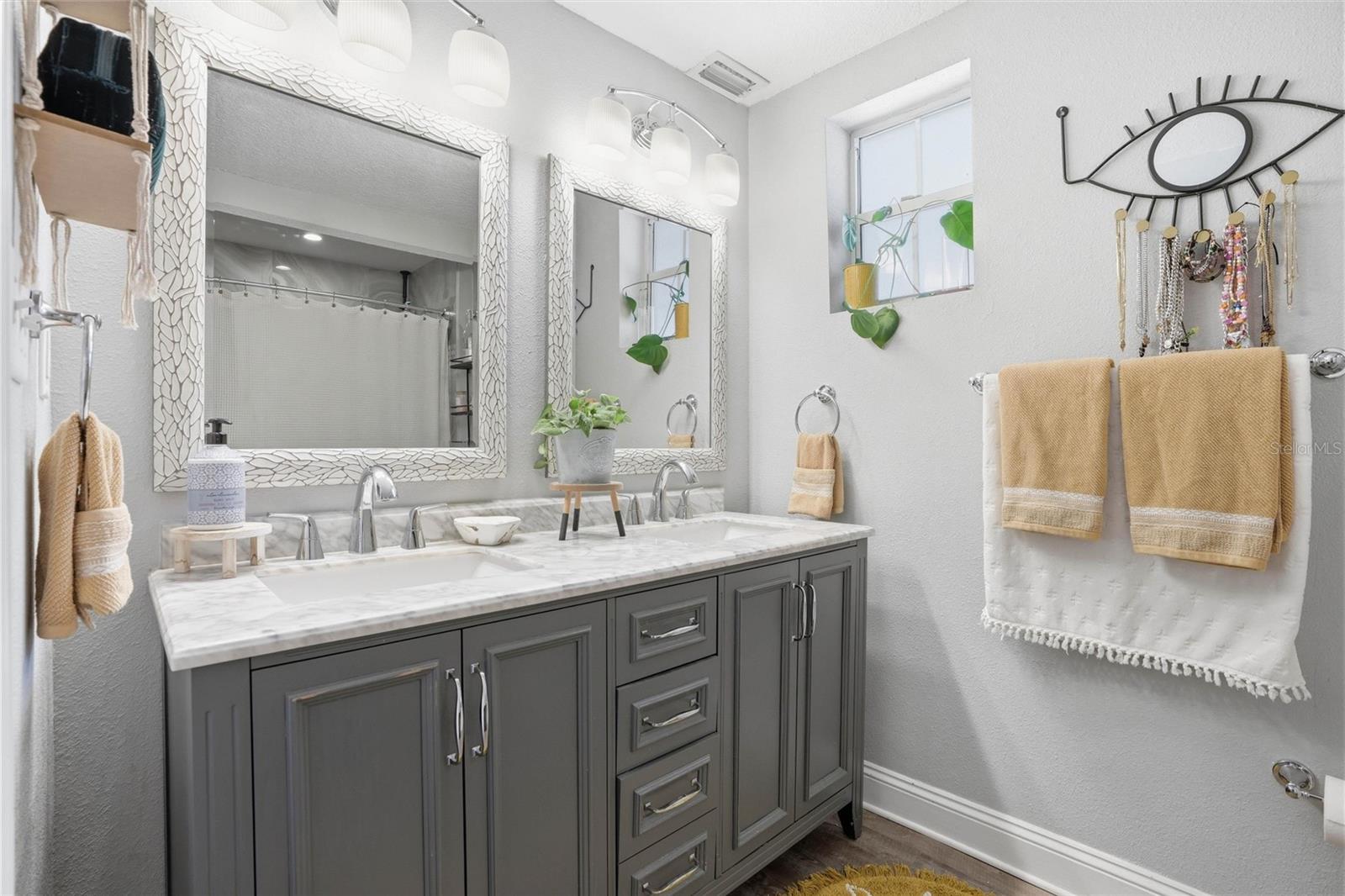 PARK LANE ESTATES - Residential