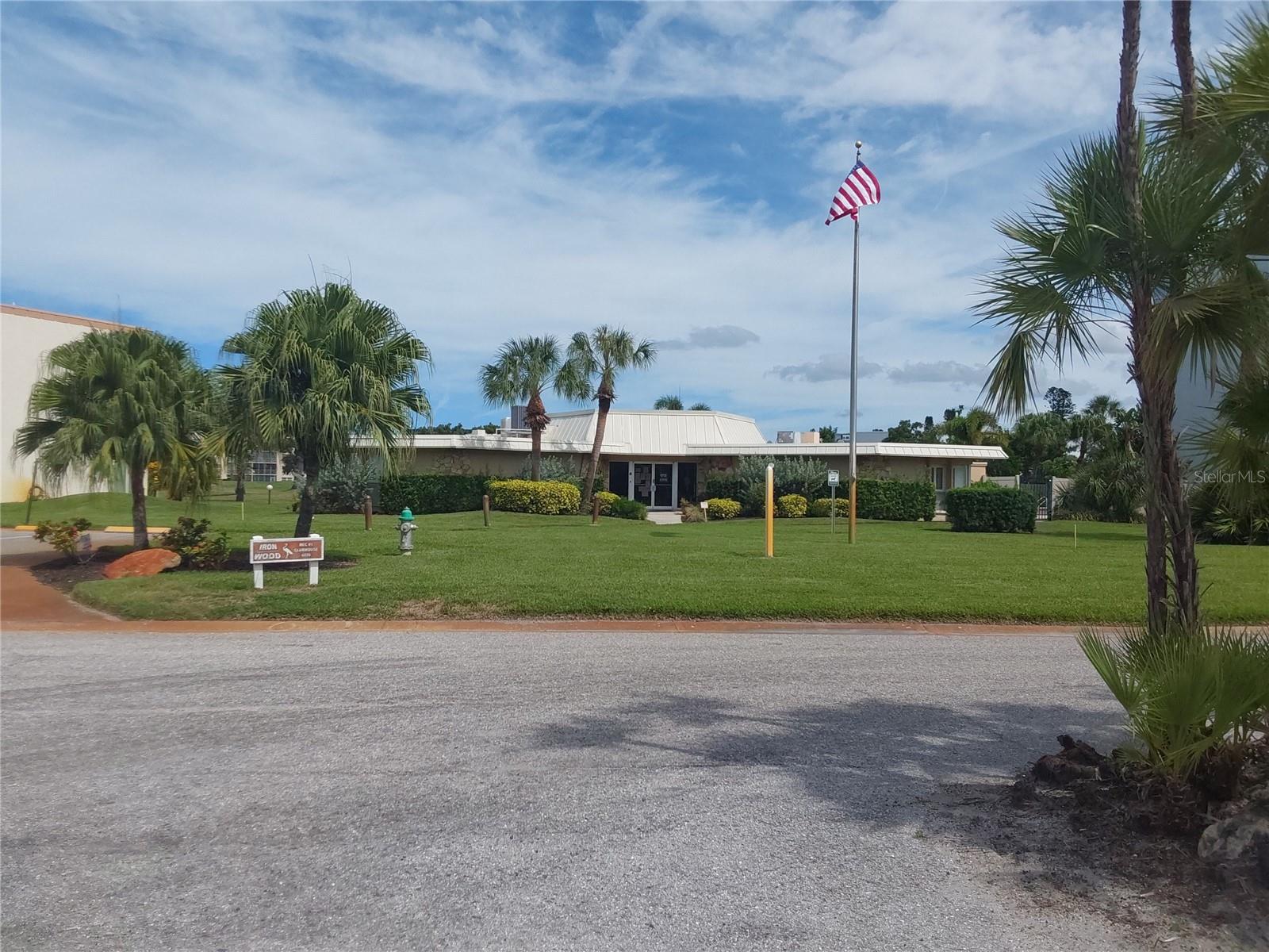 IRONWOOD EIGHTH CONDO - Residential