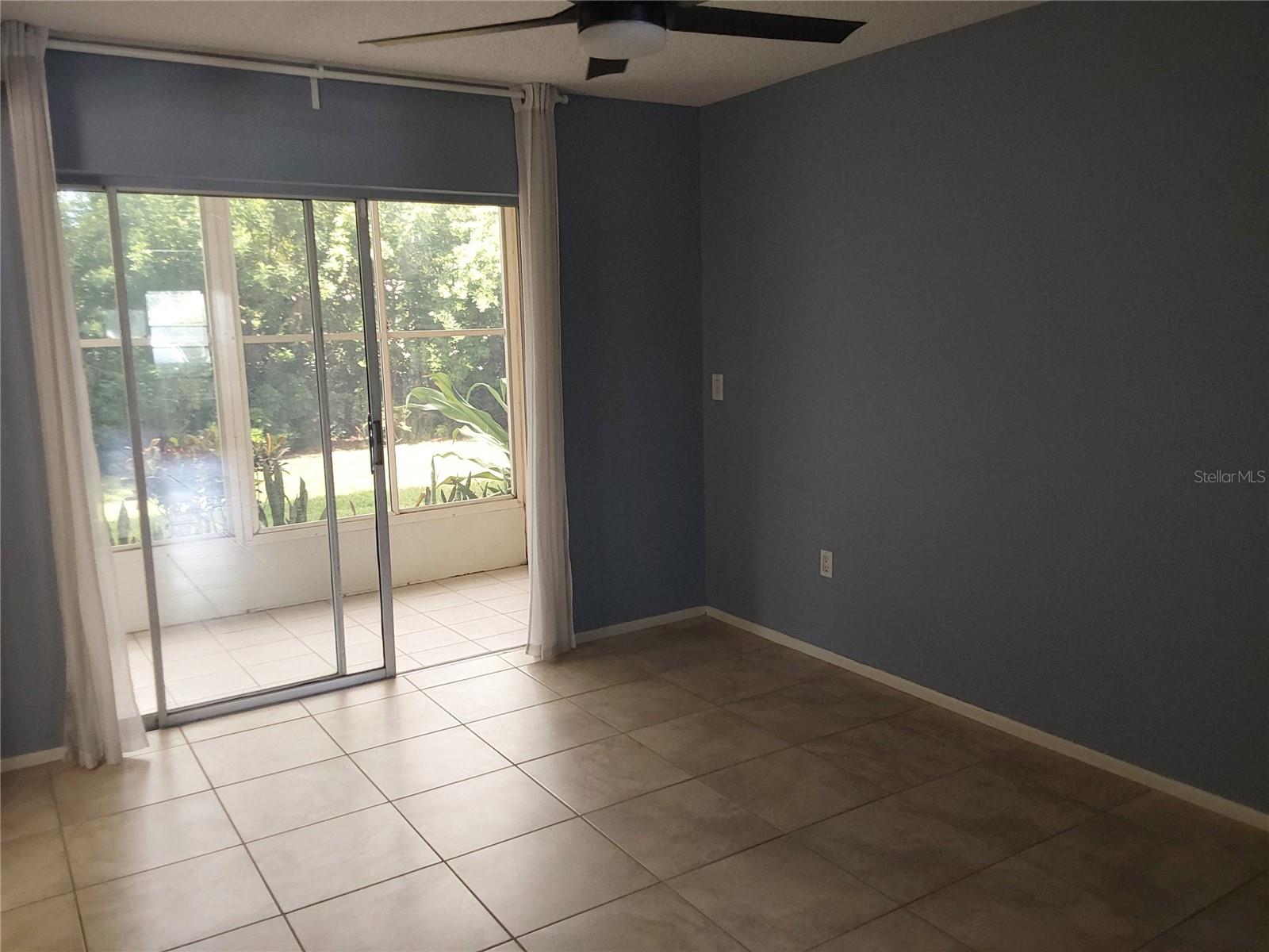 IRONWOOD EIGHTH CONDO - Residential