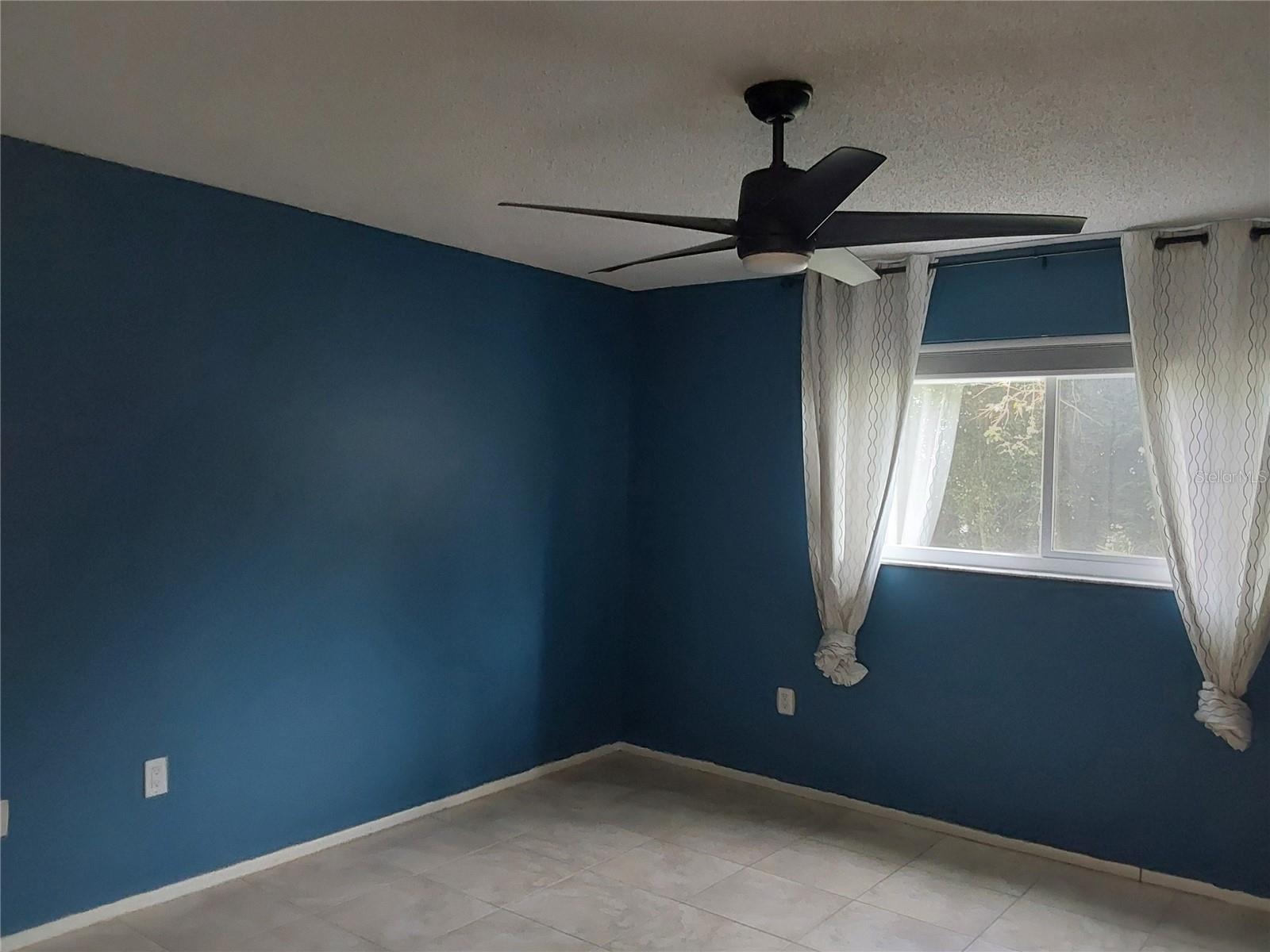 IRONWOOD EIGHTH CONDO - Residential