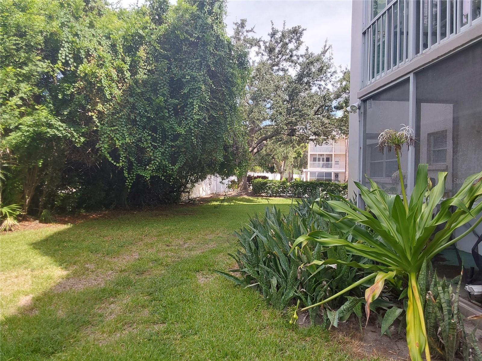 IRONWOOD EIGHTH CONDO - Residential