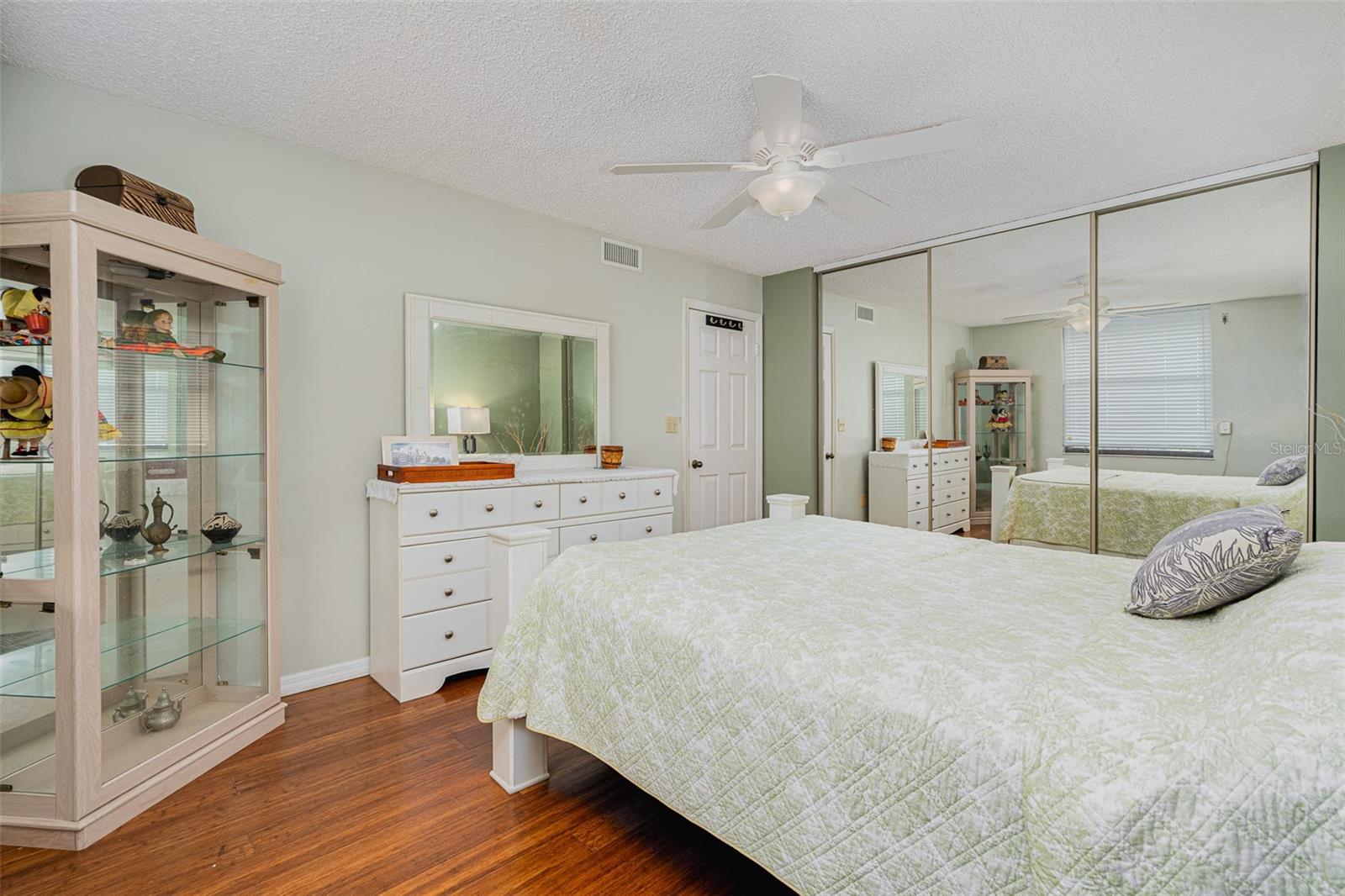 FAIRWIND SHORES CONDO - Residential