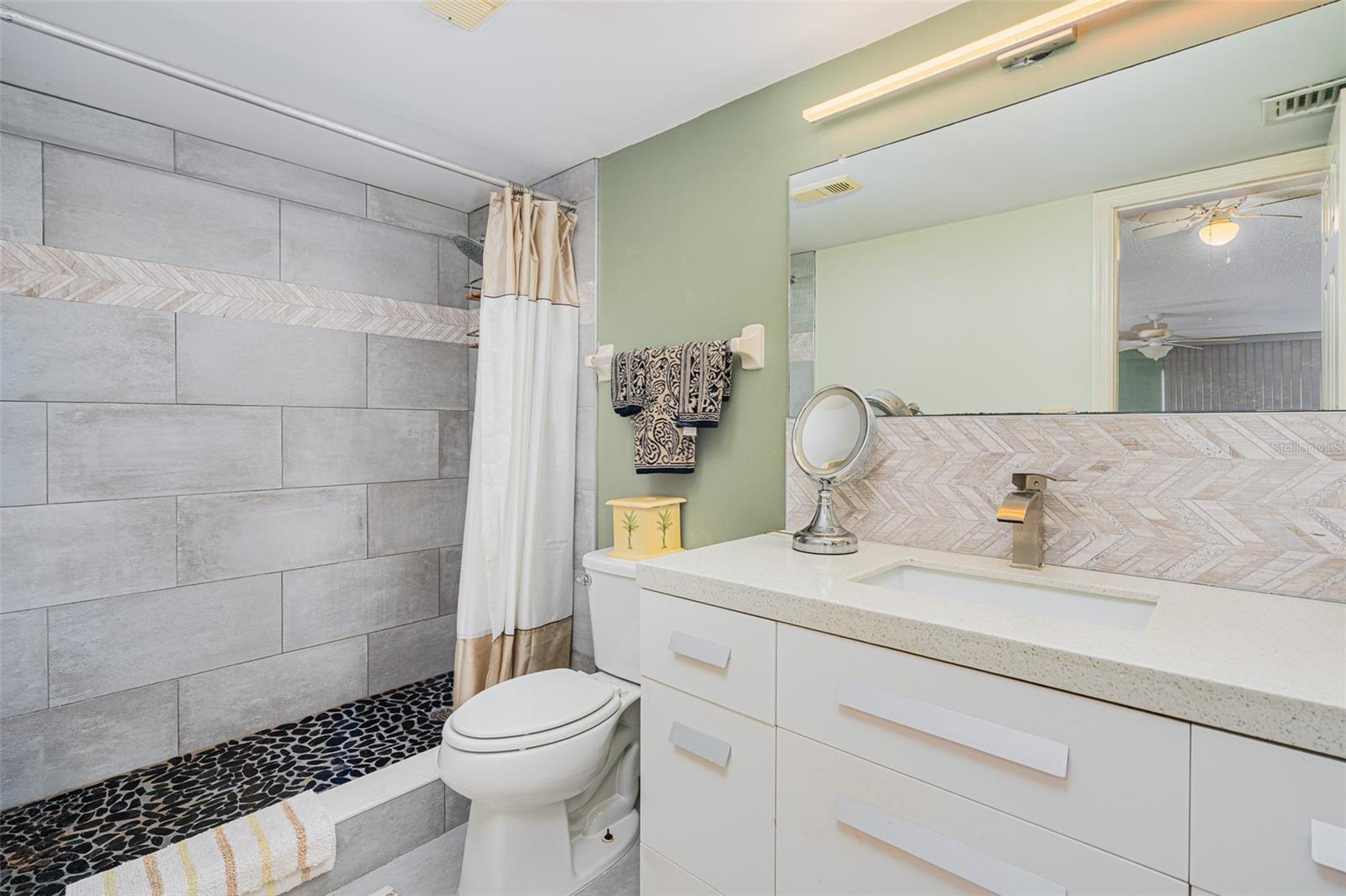 FAIRWIND SHORES CONDO - Residential
