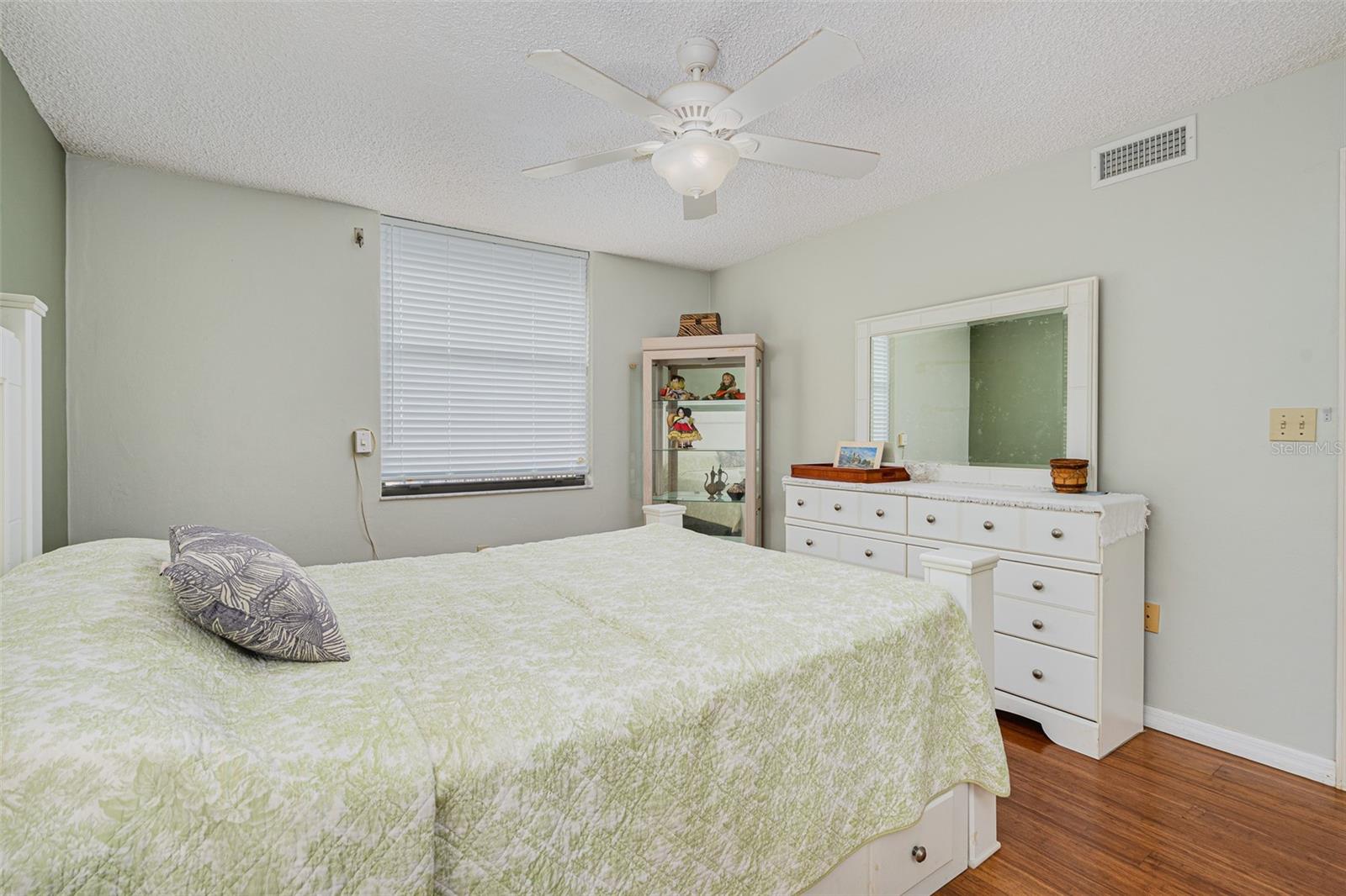 FAIRWIND SHORES CONDO - Residential