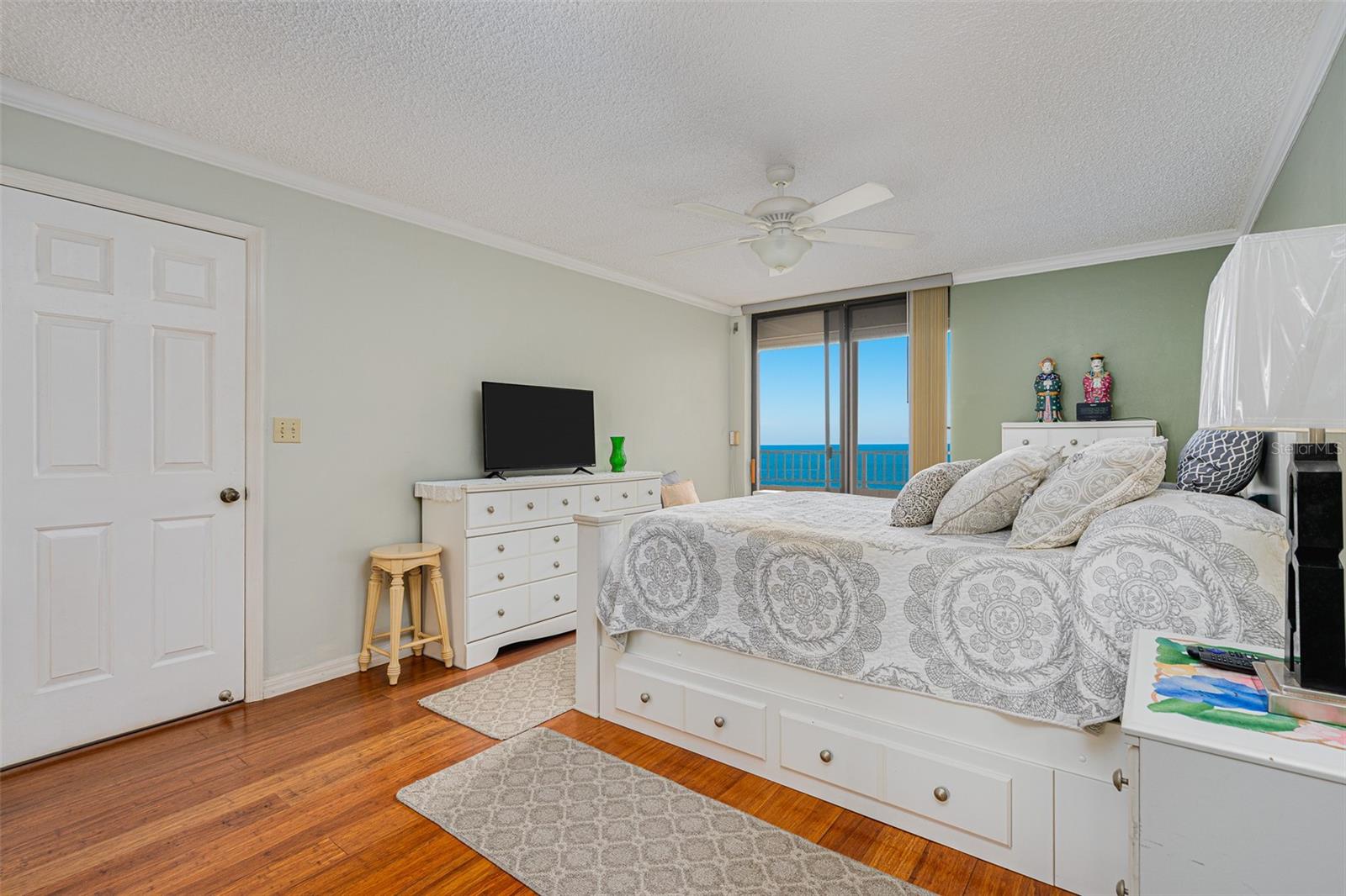 FAIRWIND SHORES CONDO - Residential