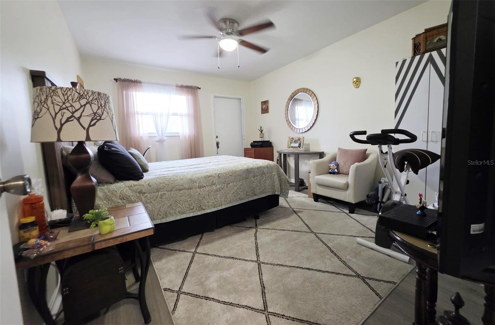 TOWN APTS CONDO - Residential