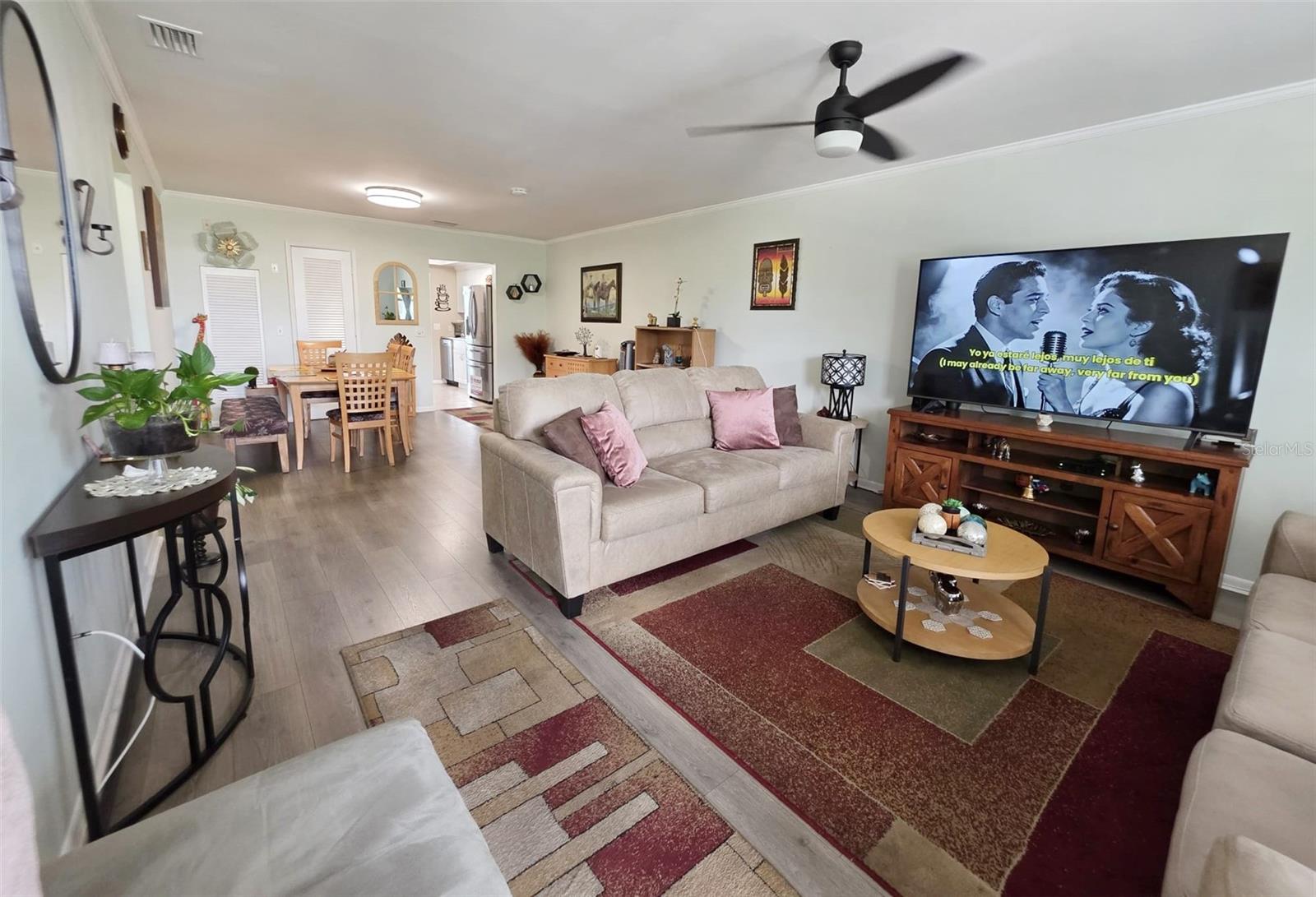 TOWN APTS CONDO - Residential