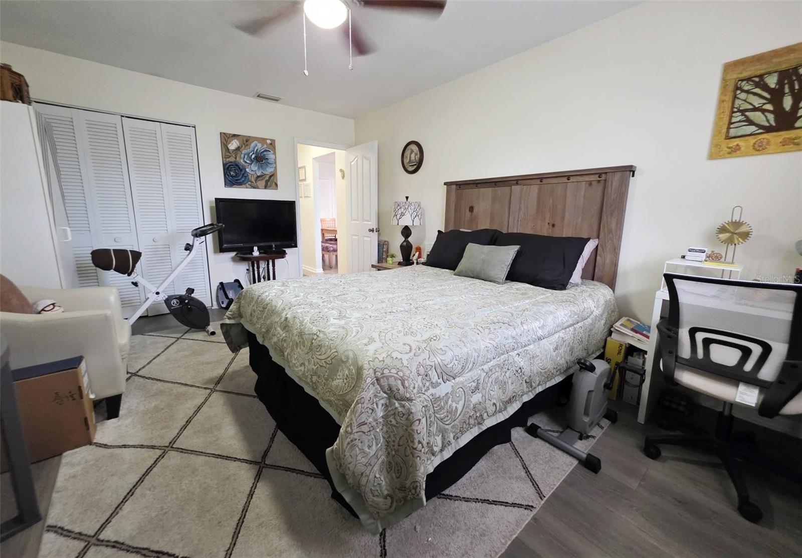TOWN APTS CONDO - Residential