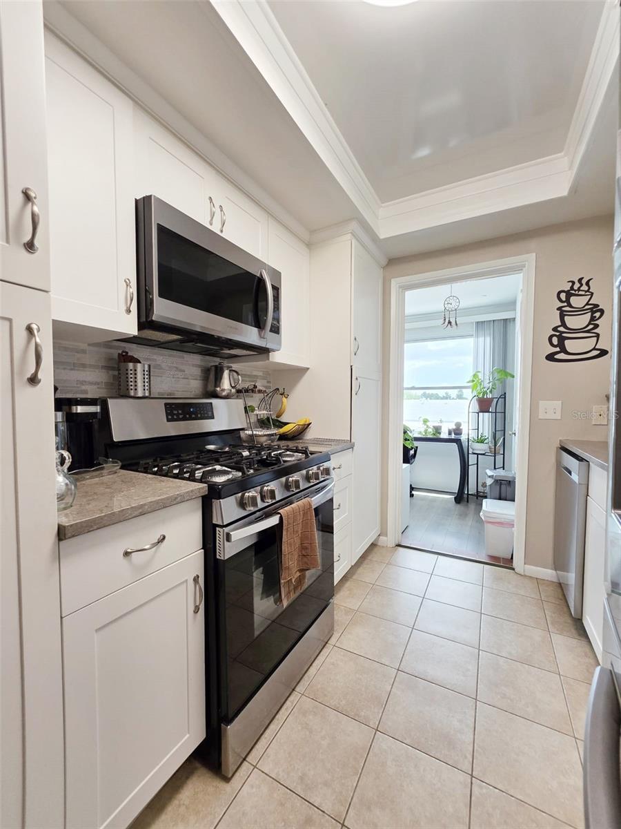 TOWN APTS CONDO - Residential