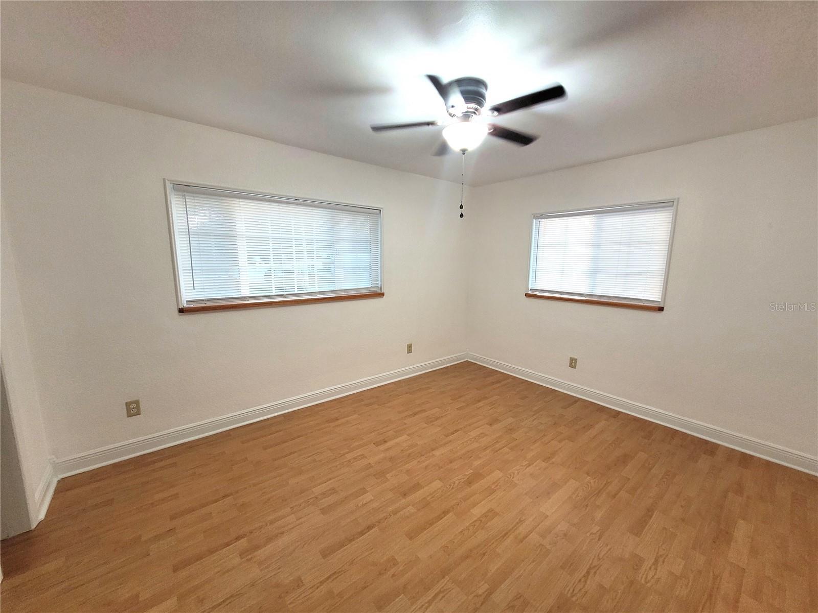 BELLEAIR MANOR - Residential Lease