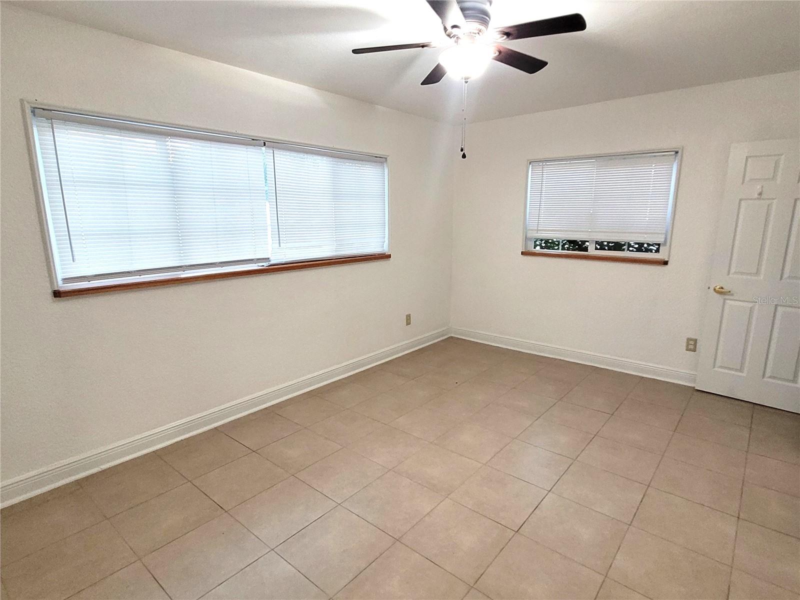 BELLEAIR MANOR - Residential Lease