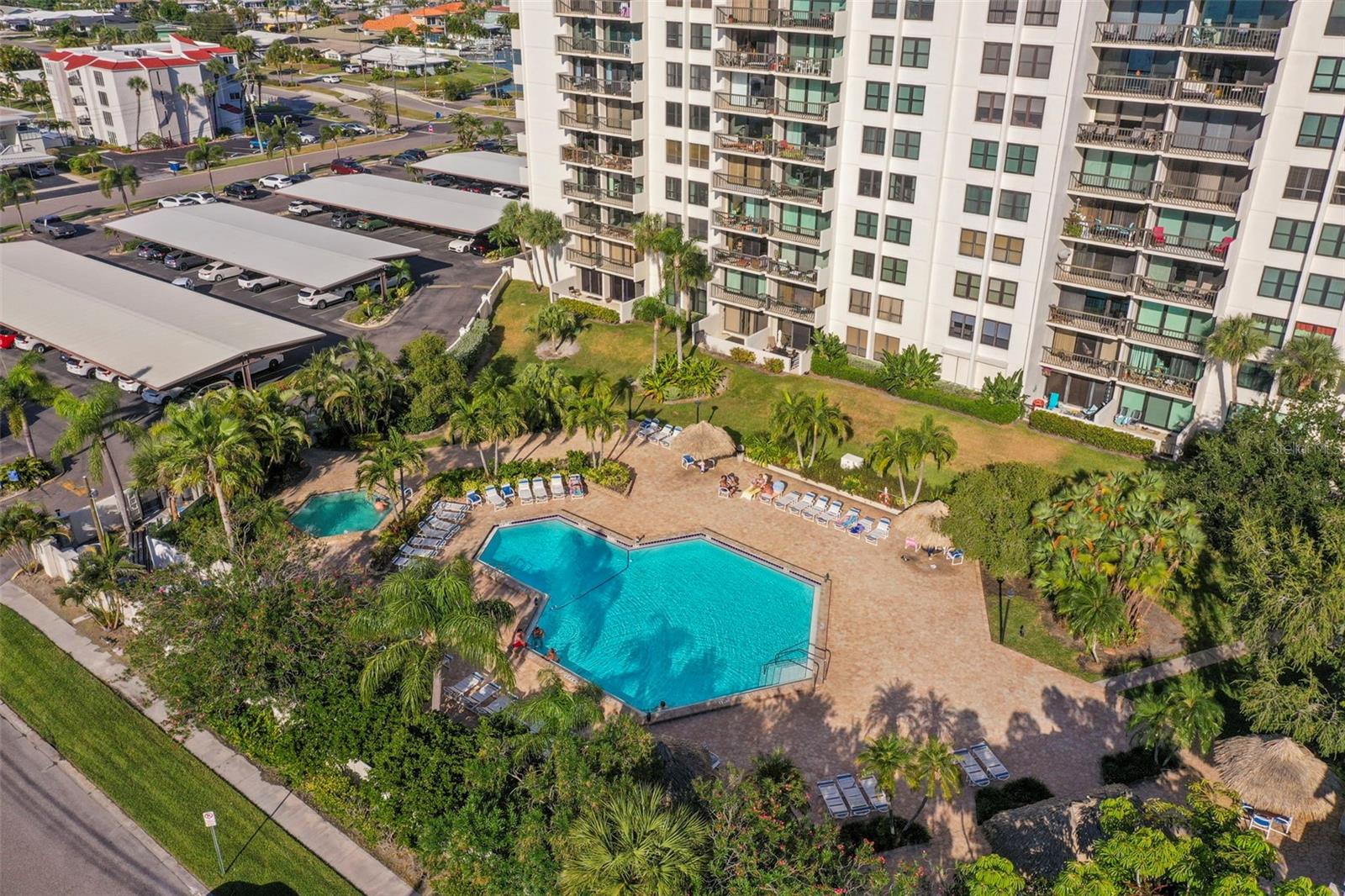 STARBOARD TOWER - Residential