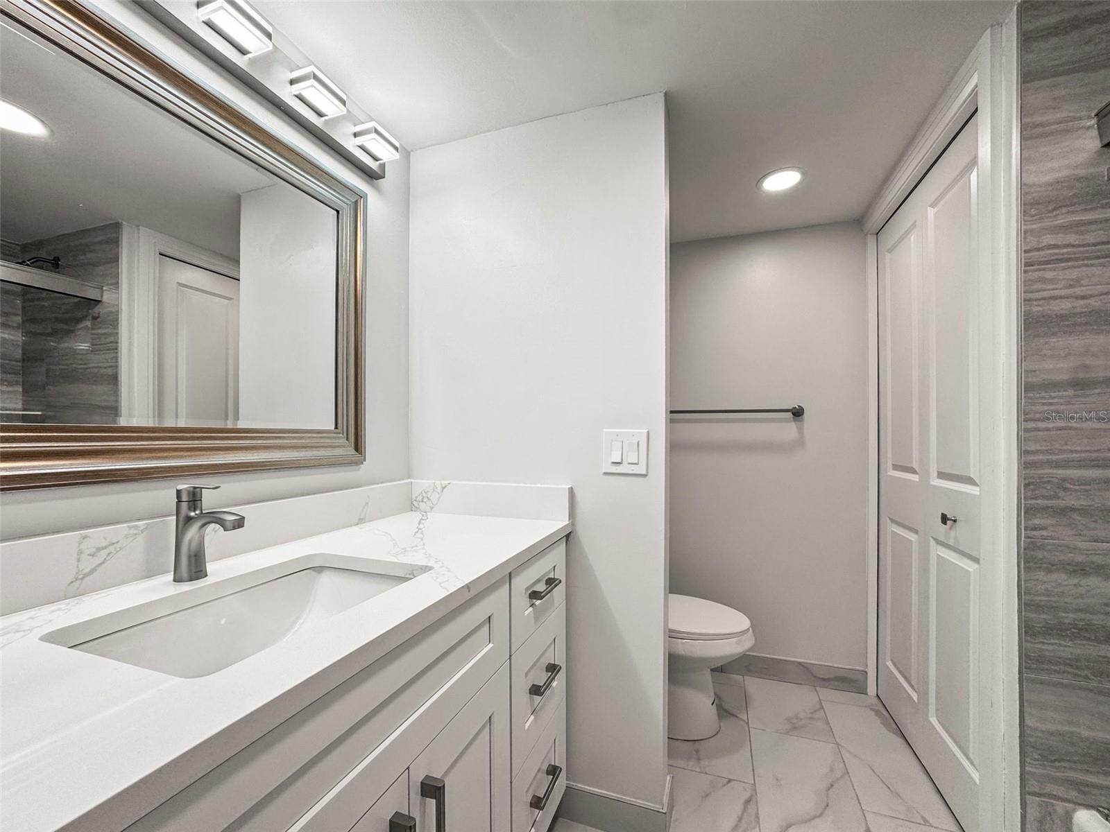 STARBOARD TOWER - Residential