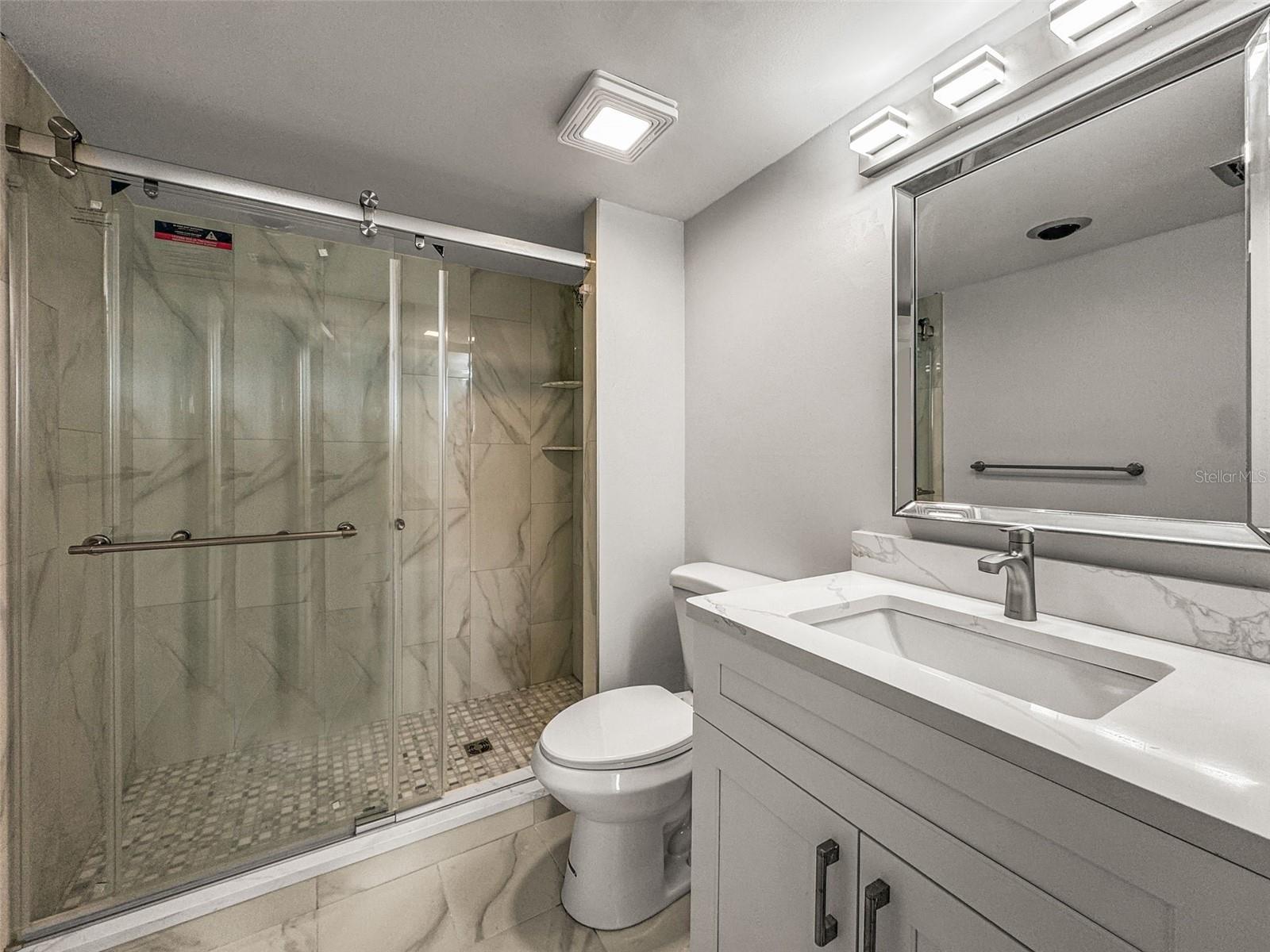 STARBOARD TOWER - Residential