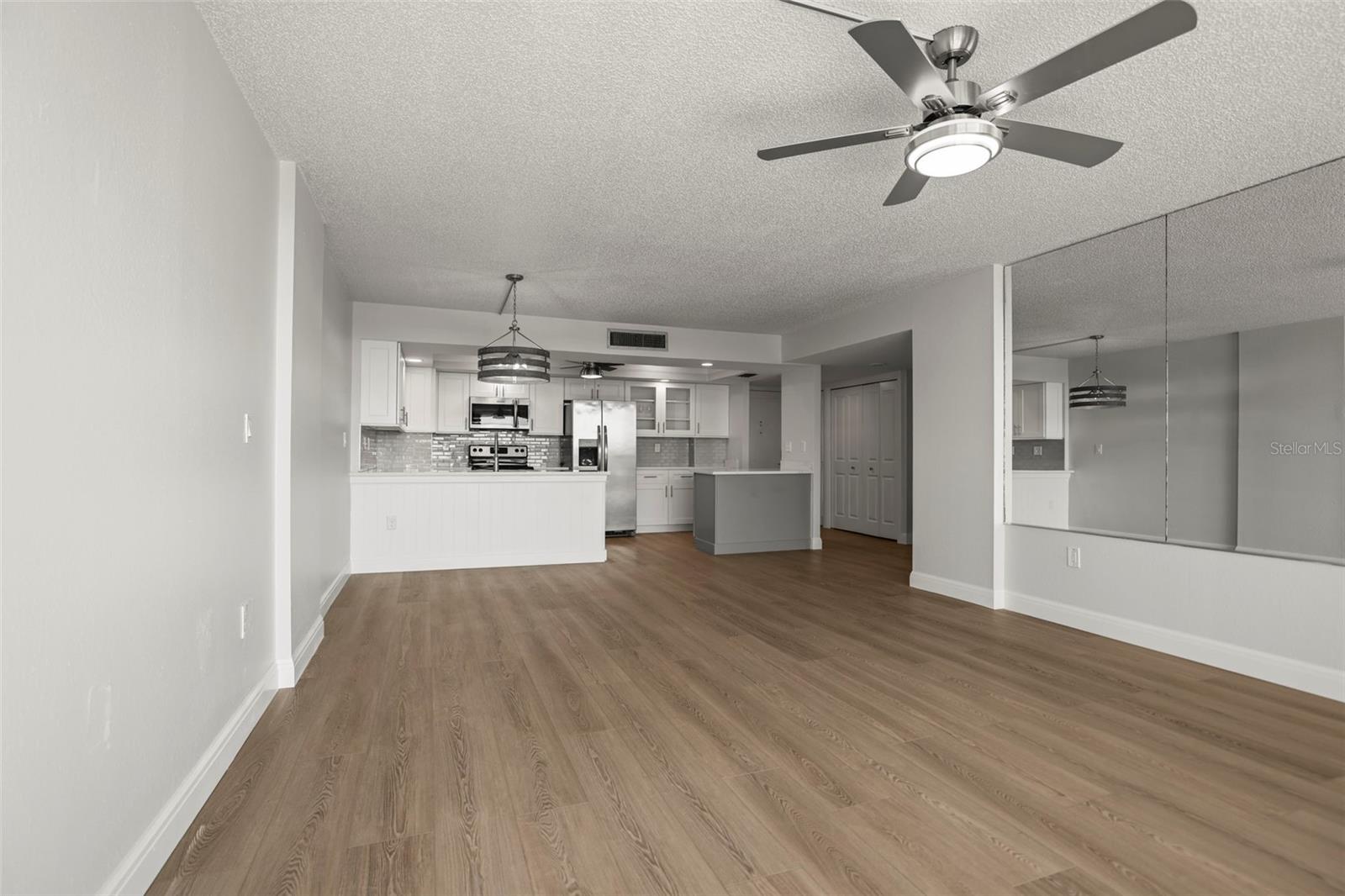 STARBOARD TOWER - Residential