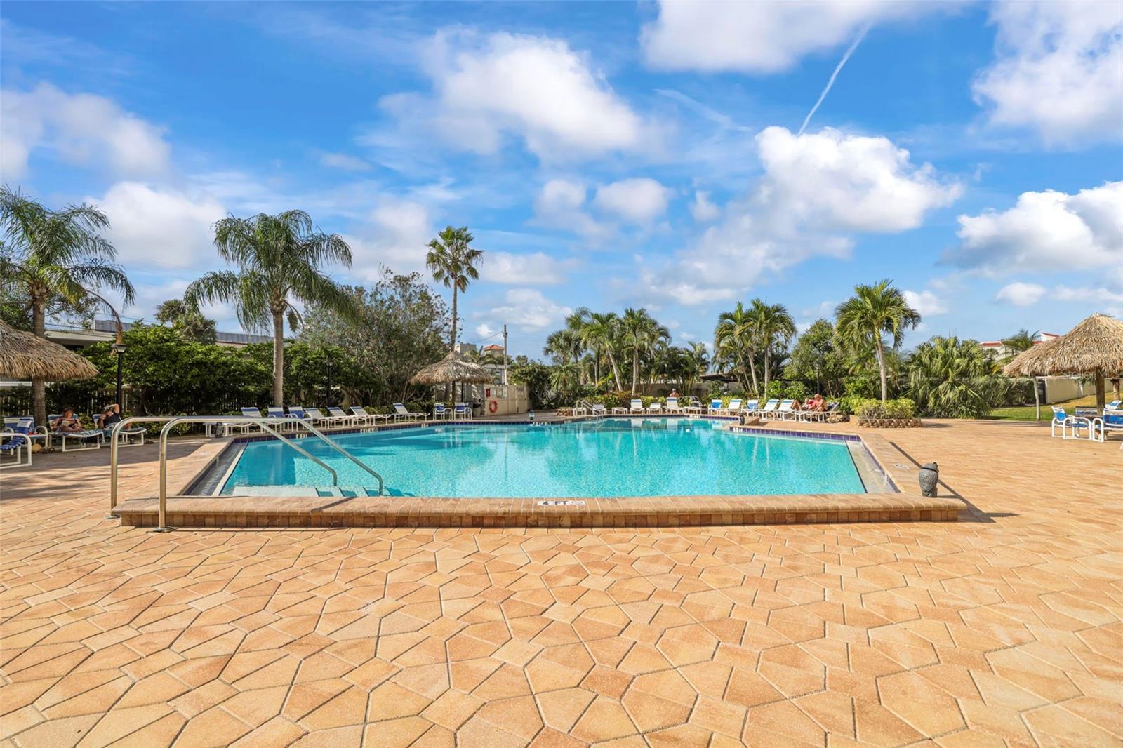 STARBOARD TOWER - Residential