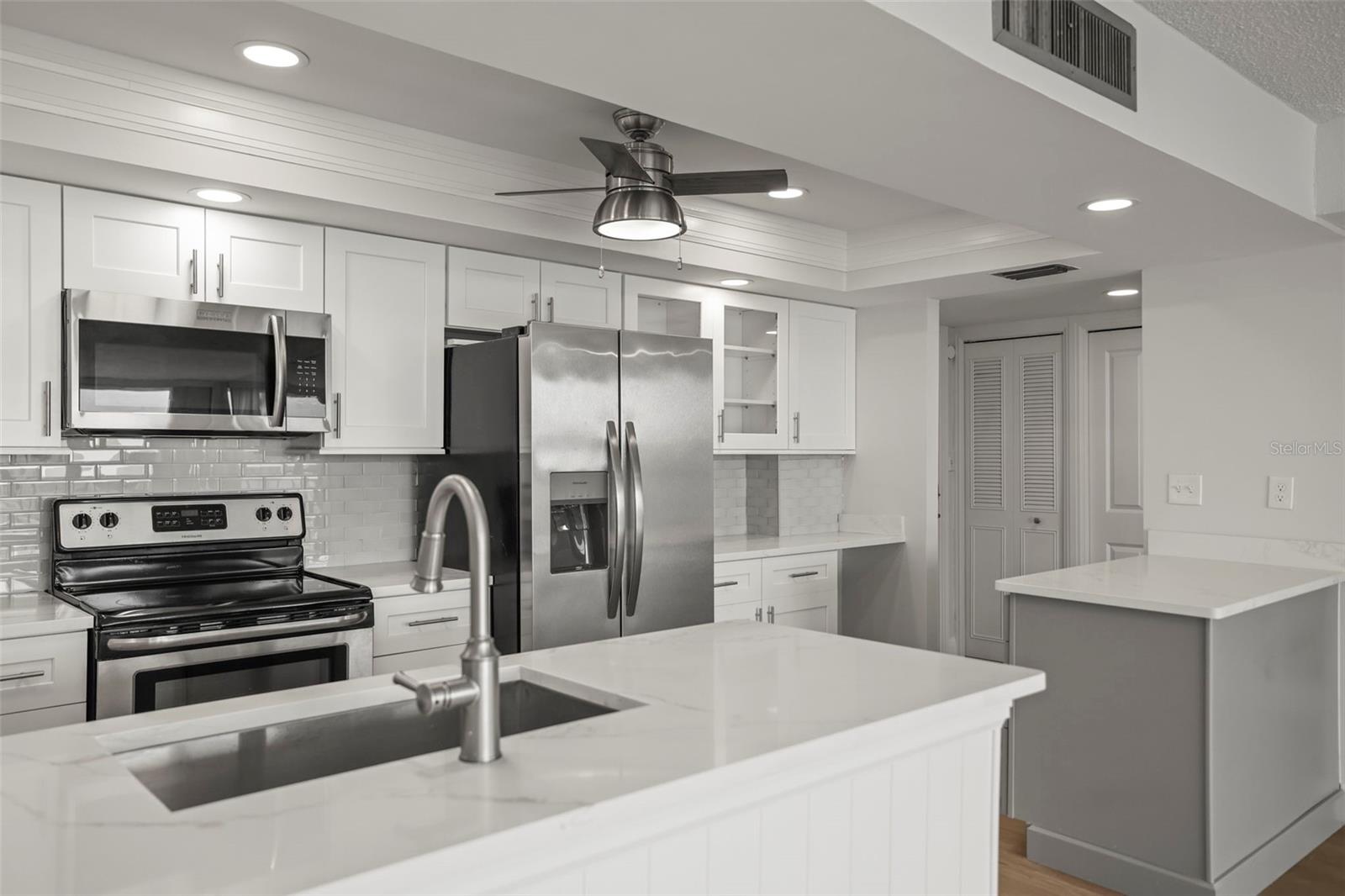 STARBOARD TOWER - Residential