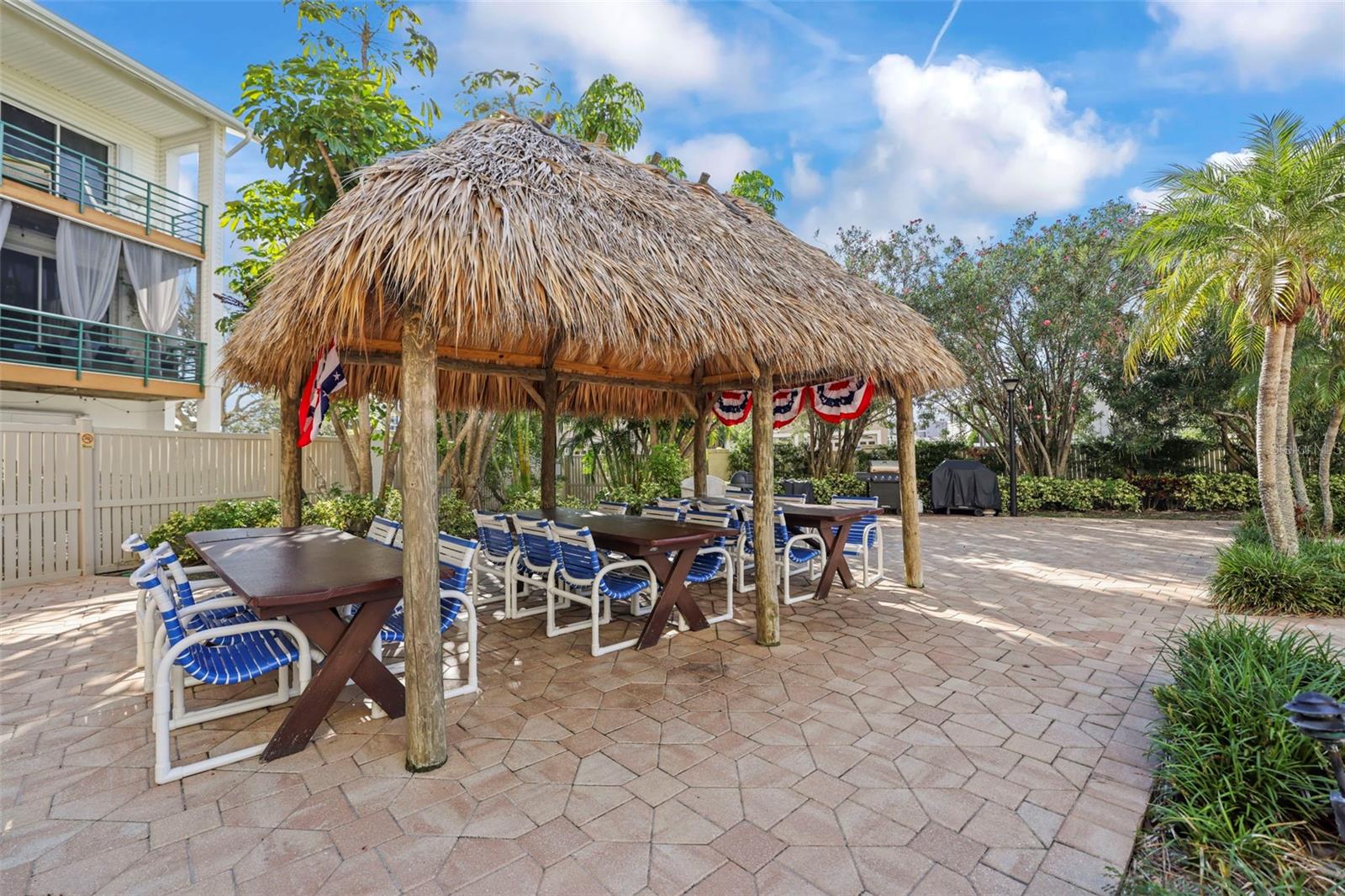 STARBOARD TOWER - Residential