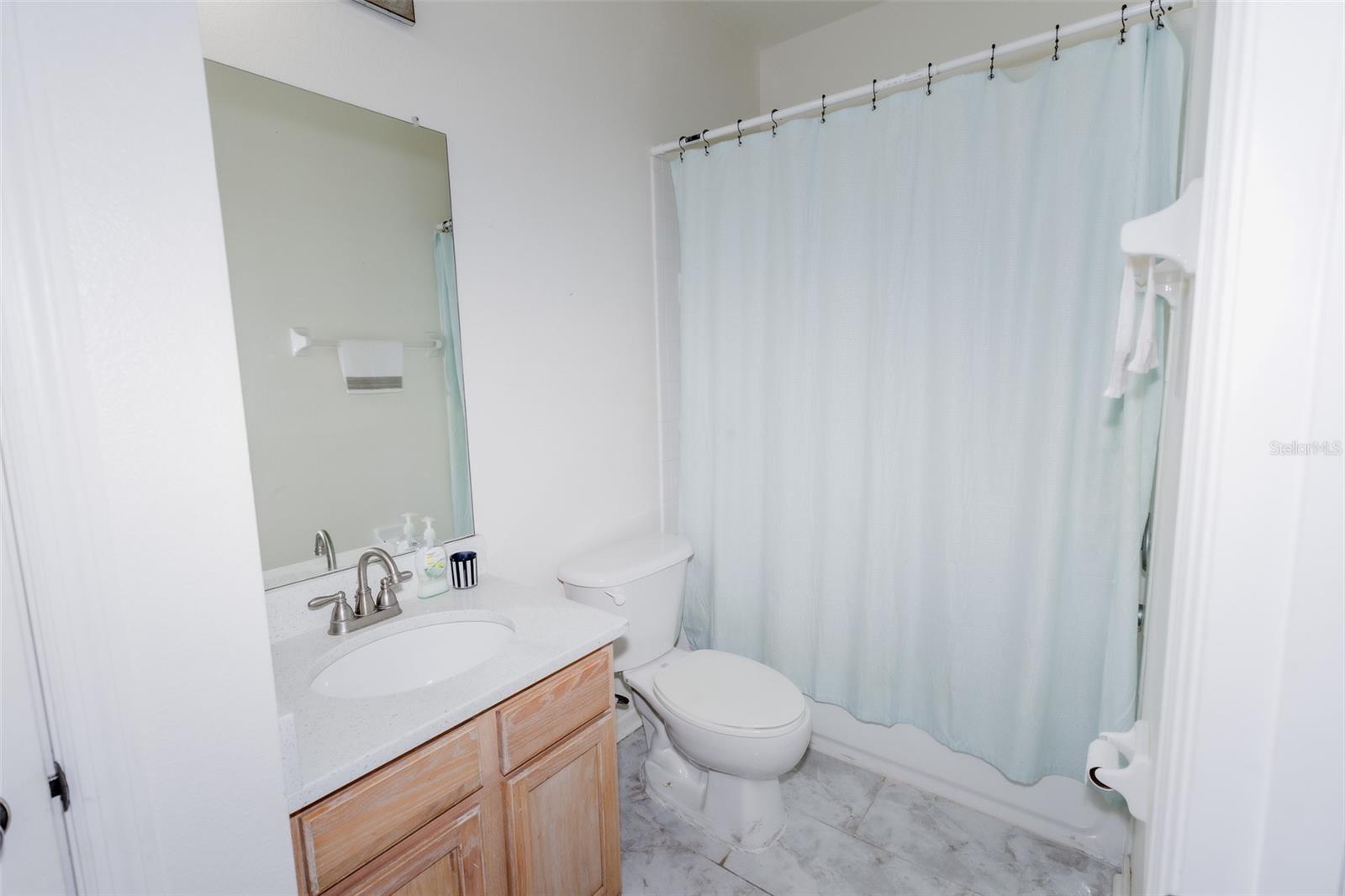 SUMMERGATE CONDO PH 4 OR 6357/3553 UNIT4213 - Residential
