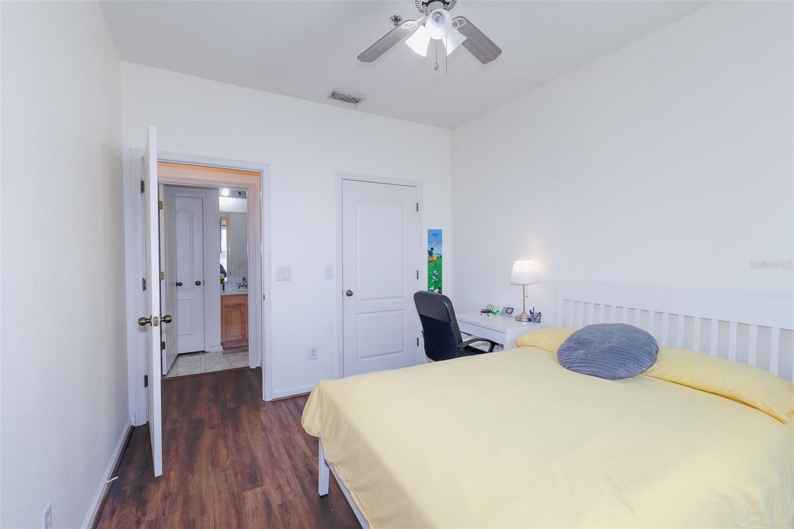 SUMMERGATE CONDO PH 4 OR 6357/3553 UNIT4213 - Residential