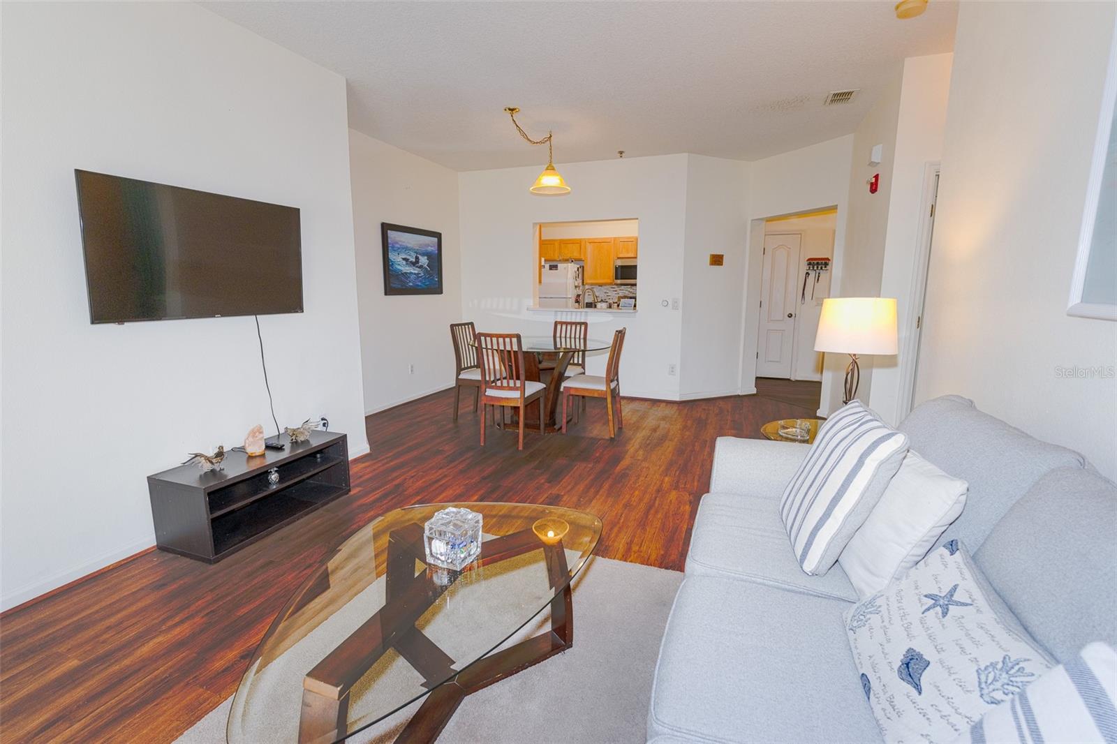 SUMMERGATE CONDO PH 4 OR 6357/3553 UNIT4213 - Residential