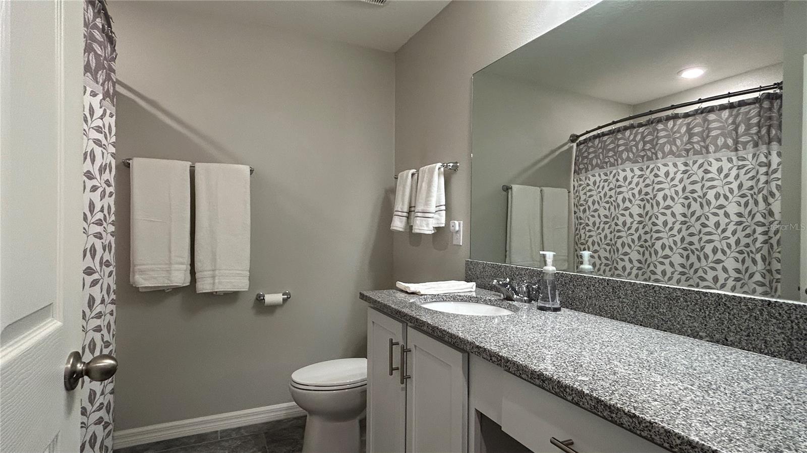 WILLIAMS POINTE - Residential