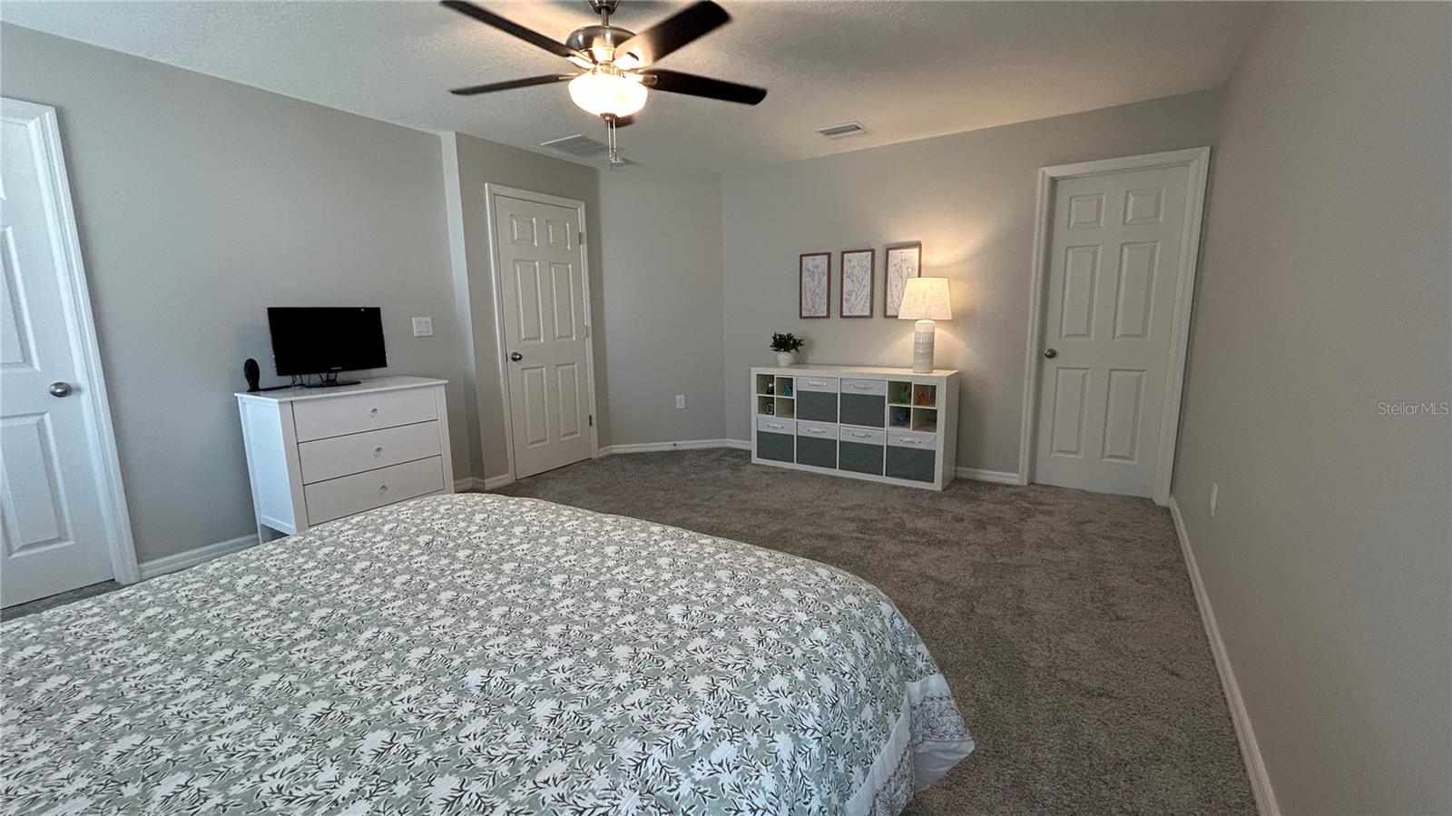 WILLIAMS POINTE - Residential