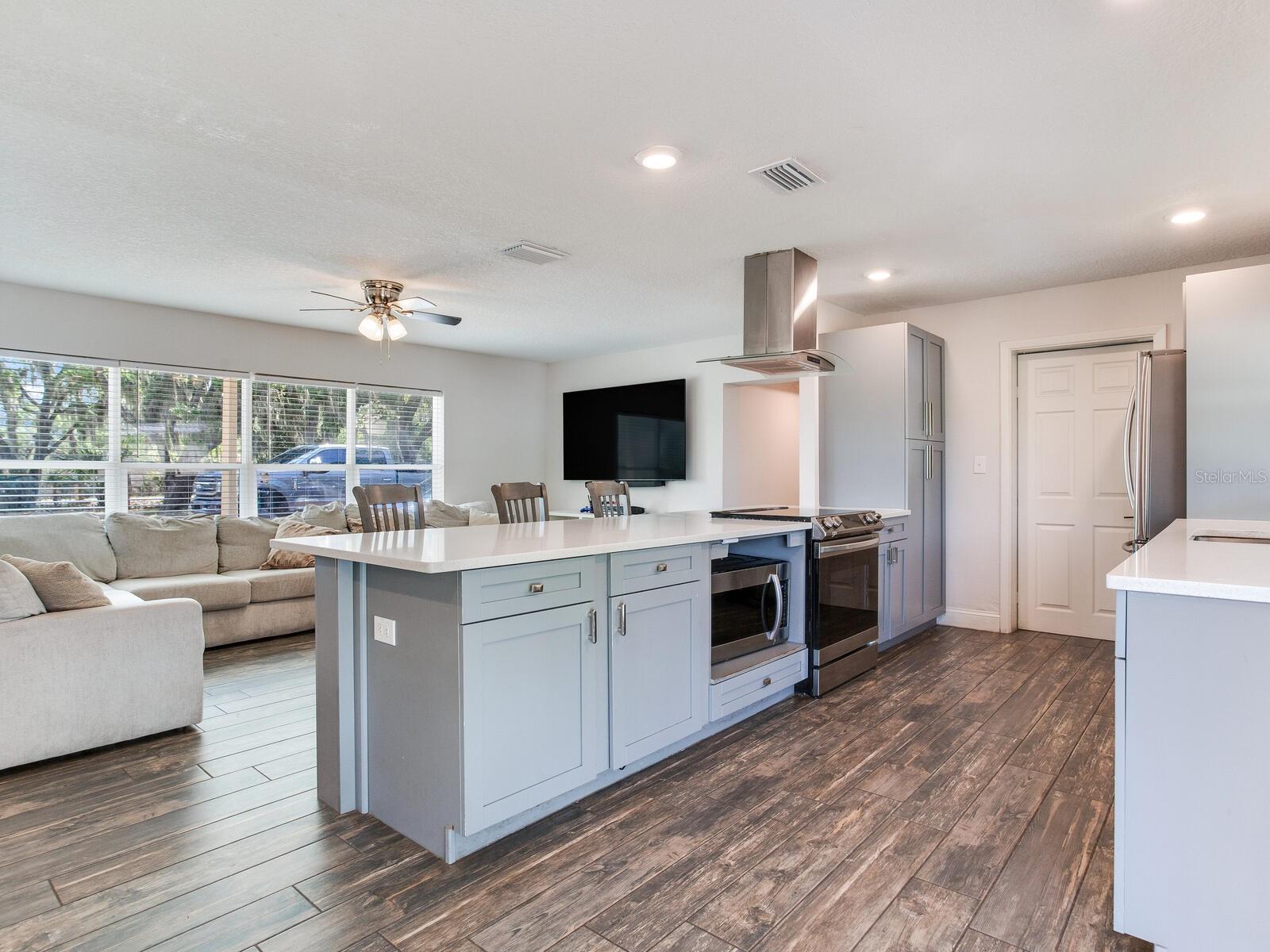 UNPLATTED - Residential