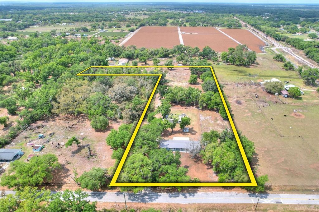 Photo of 9819 Allen Road, Lithia, FL 33547 (MLS # TB8492599)