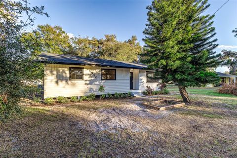 Photo of 5420 Ivory Lane, Lakeland, FL 33811 (MLS # L4951051)