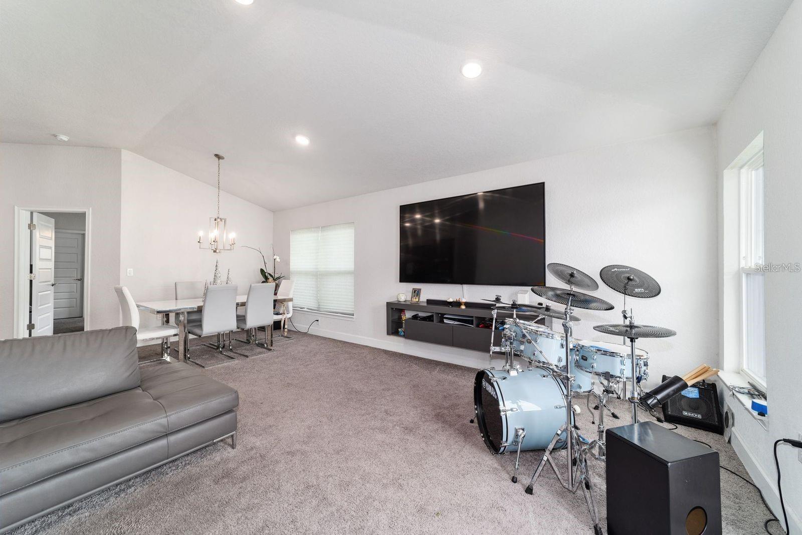 ST JAMES PARK - Residential