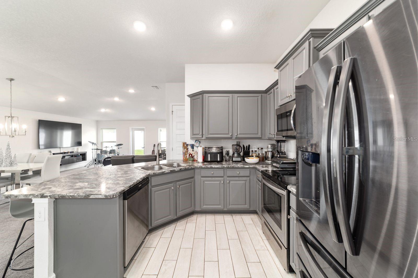 ST JAMES PARK - Residential