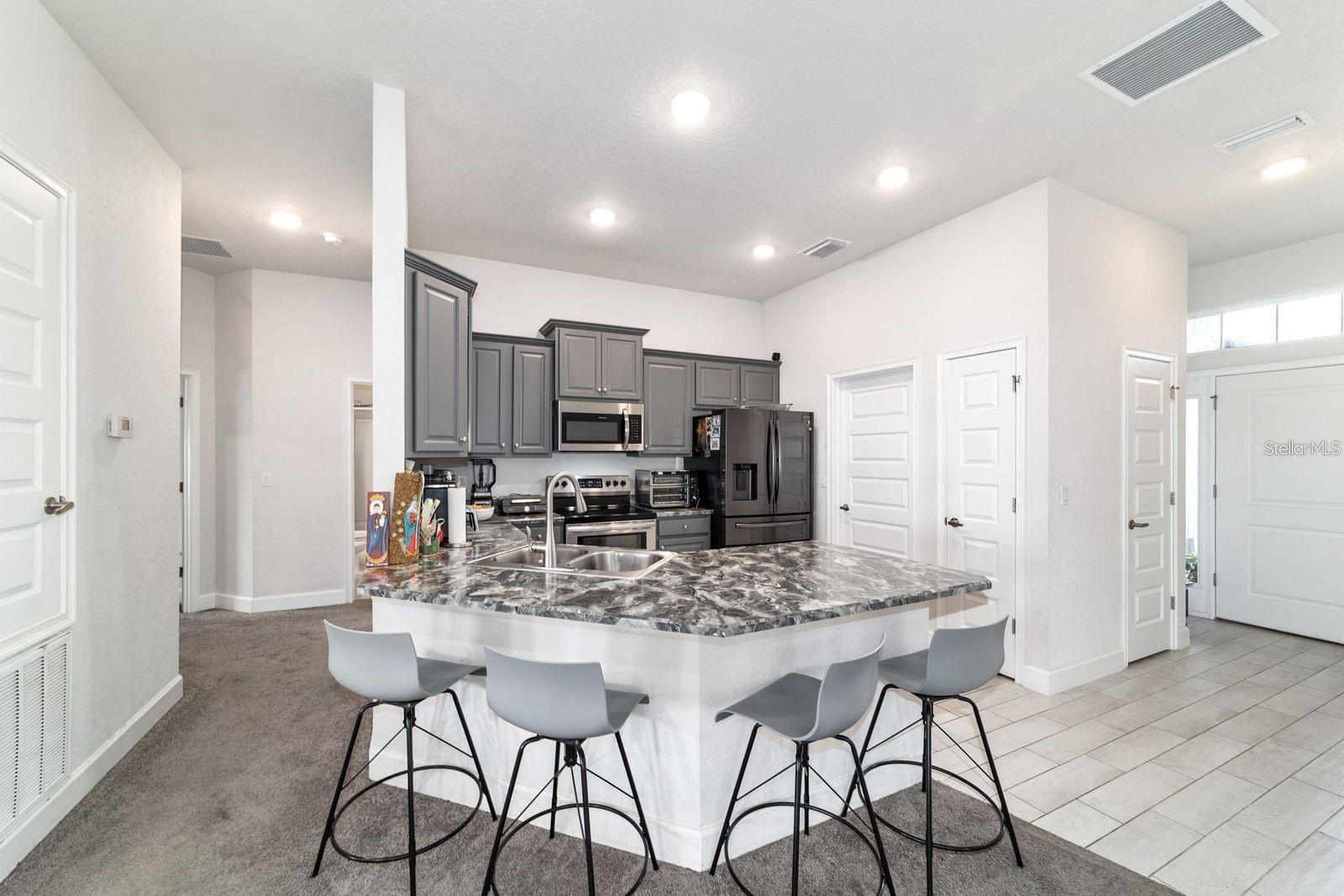 ST JAMES PARK - Residential