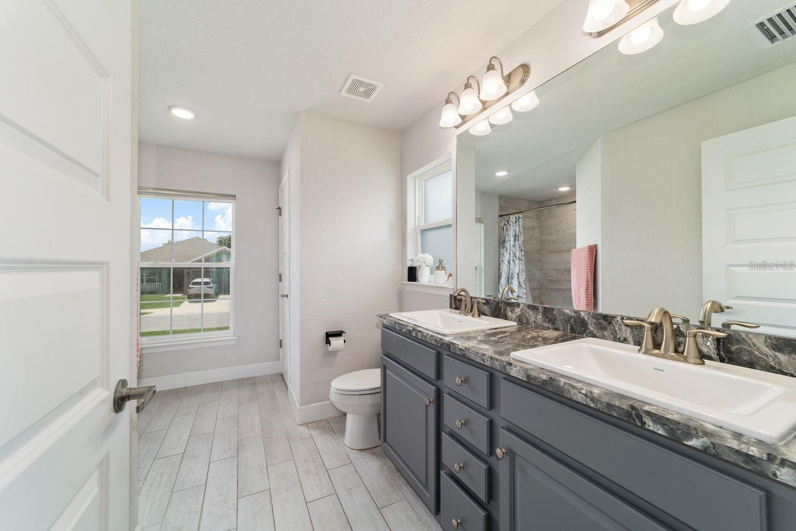 ST JAMES PARK - Residential