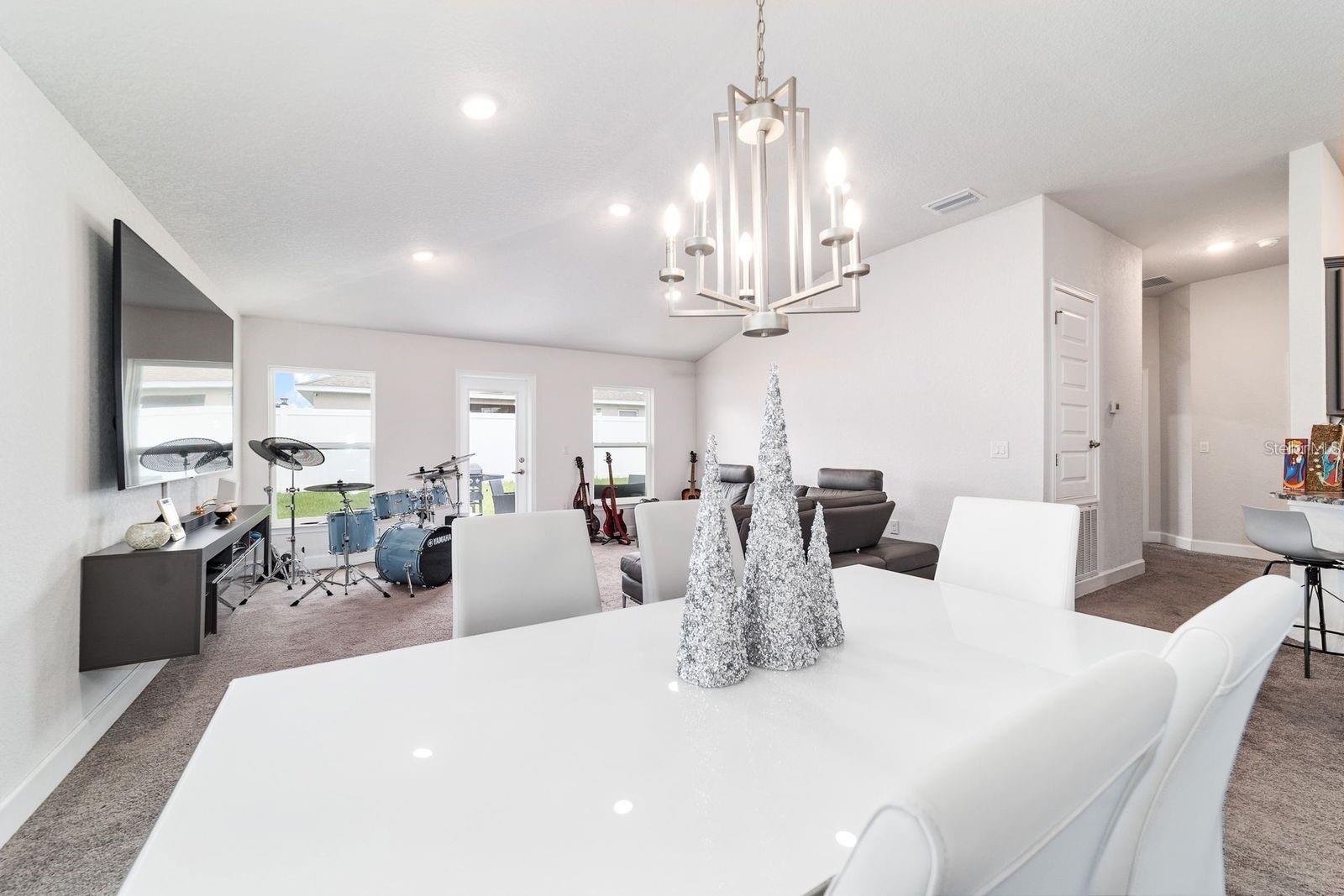 ST JAMES PARK - Residential