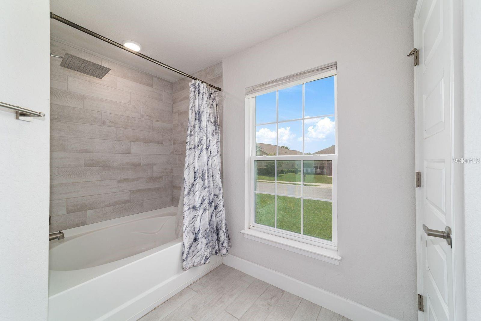 ST JAMES PARK - Residential