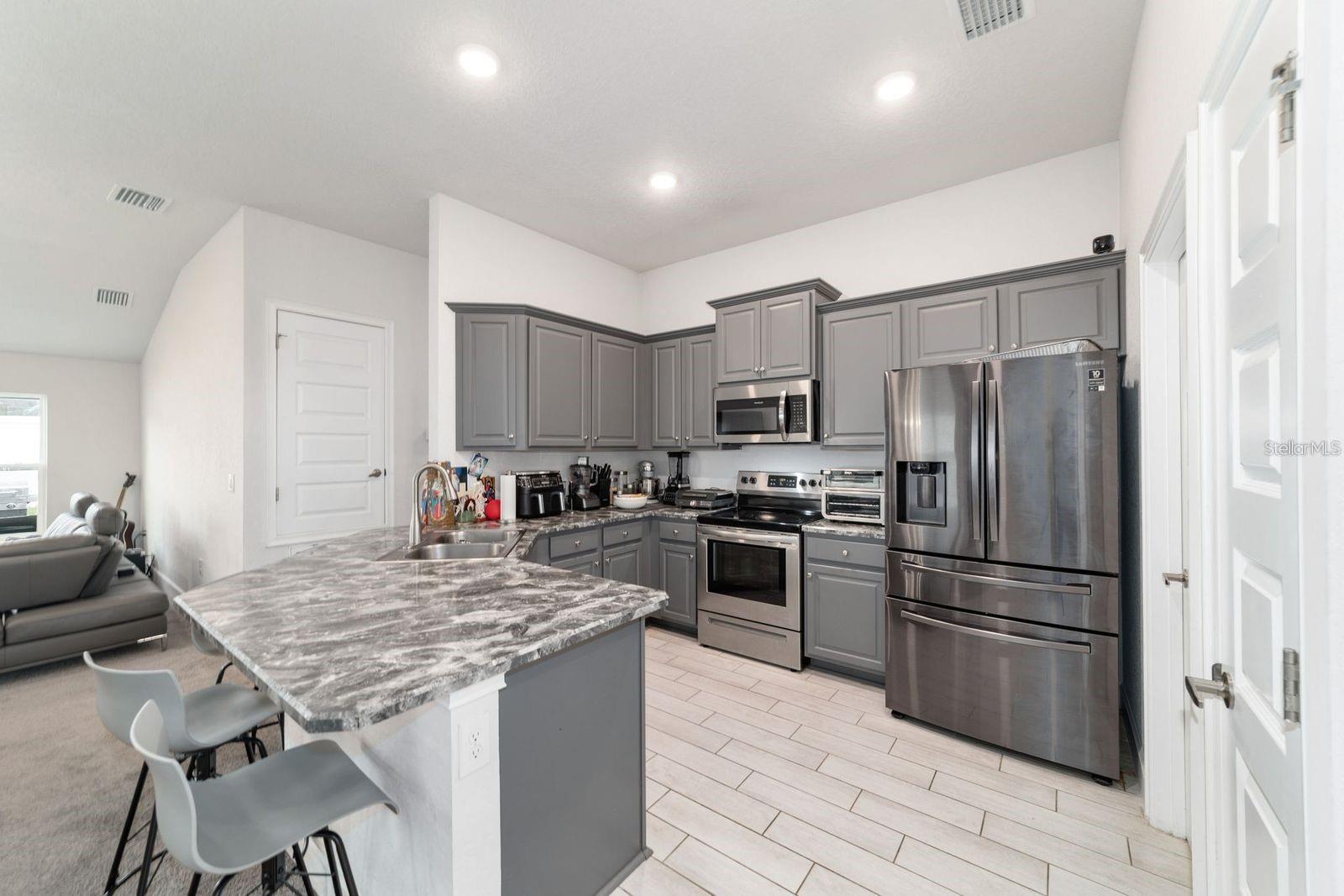 ST JAMES PARK - Residential