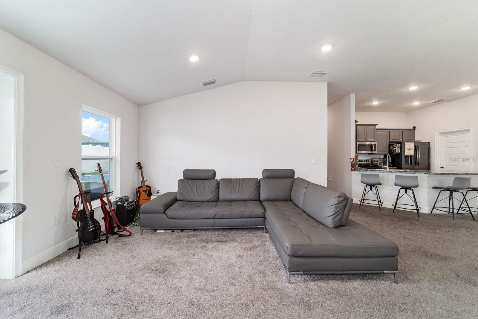 ST JAMES PARK - Residential