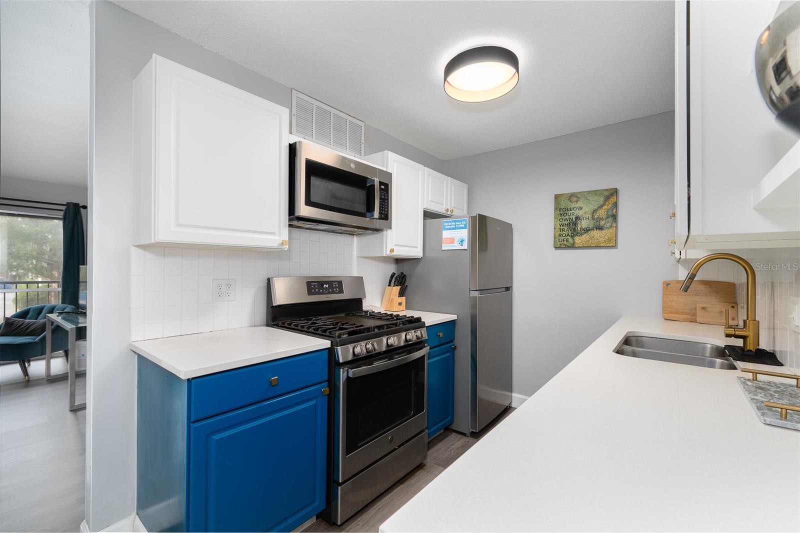 SUMMIT HOUSE - Residential