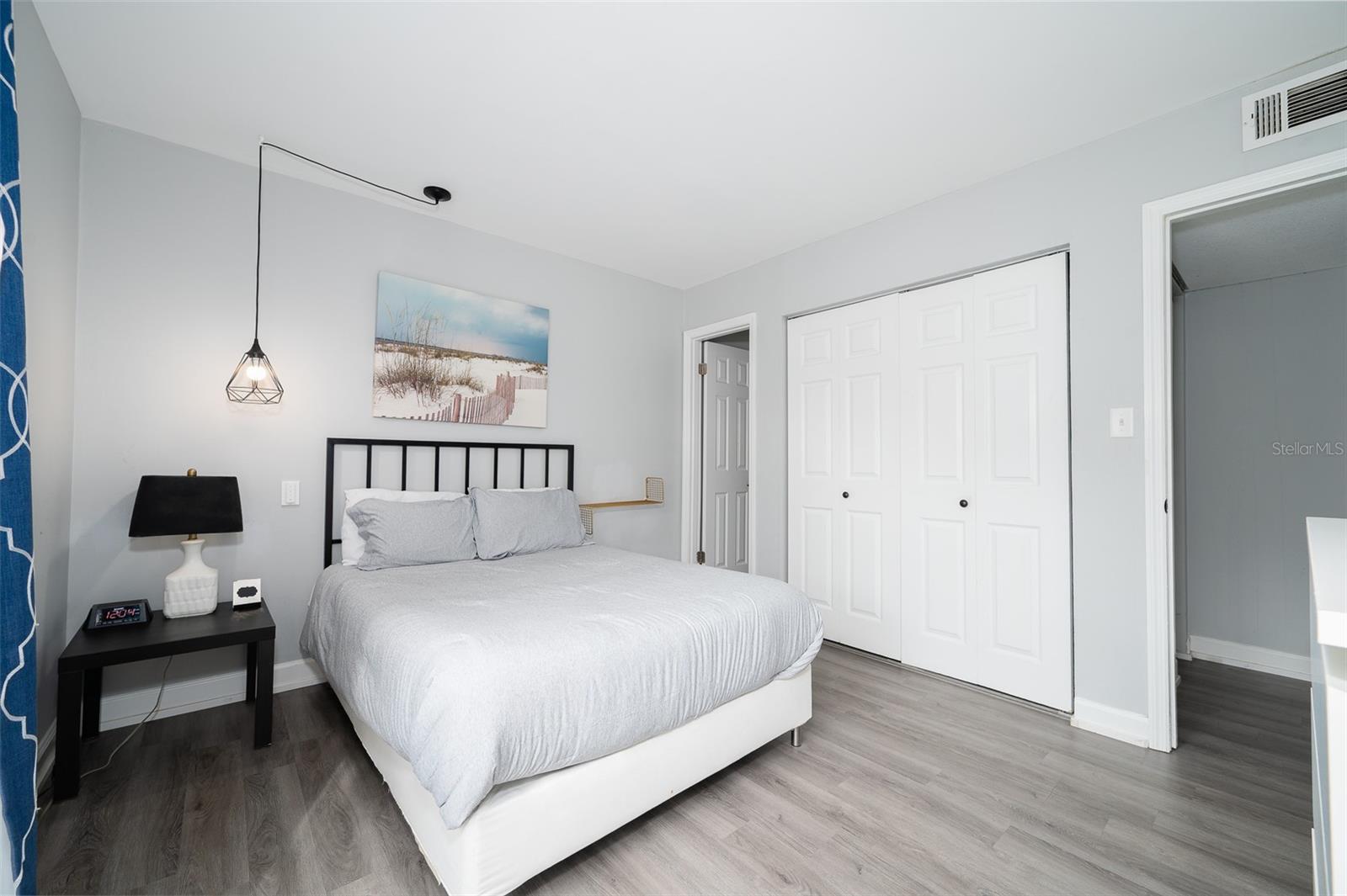 SUMMIT HOUSE - Residential