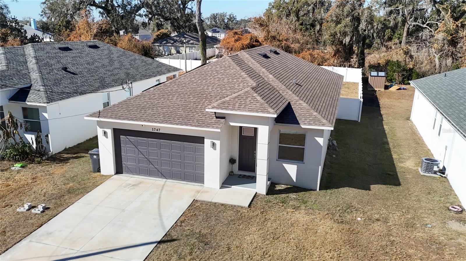 MIRROR CREST - Residential