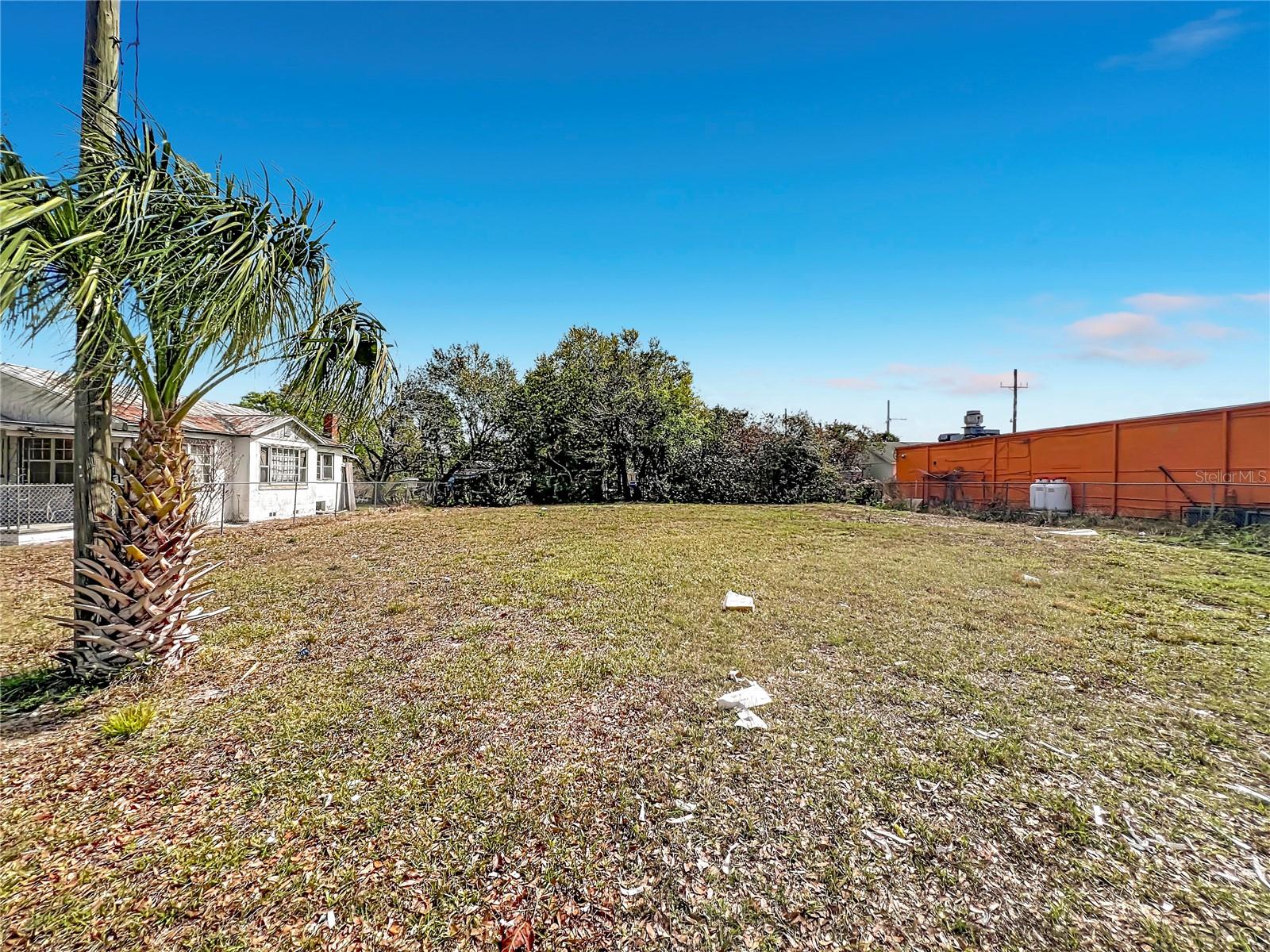 2471 GREENWAY STREET