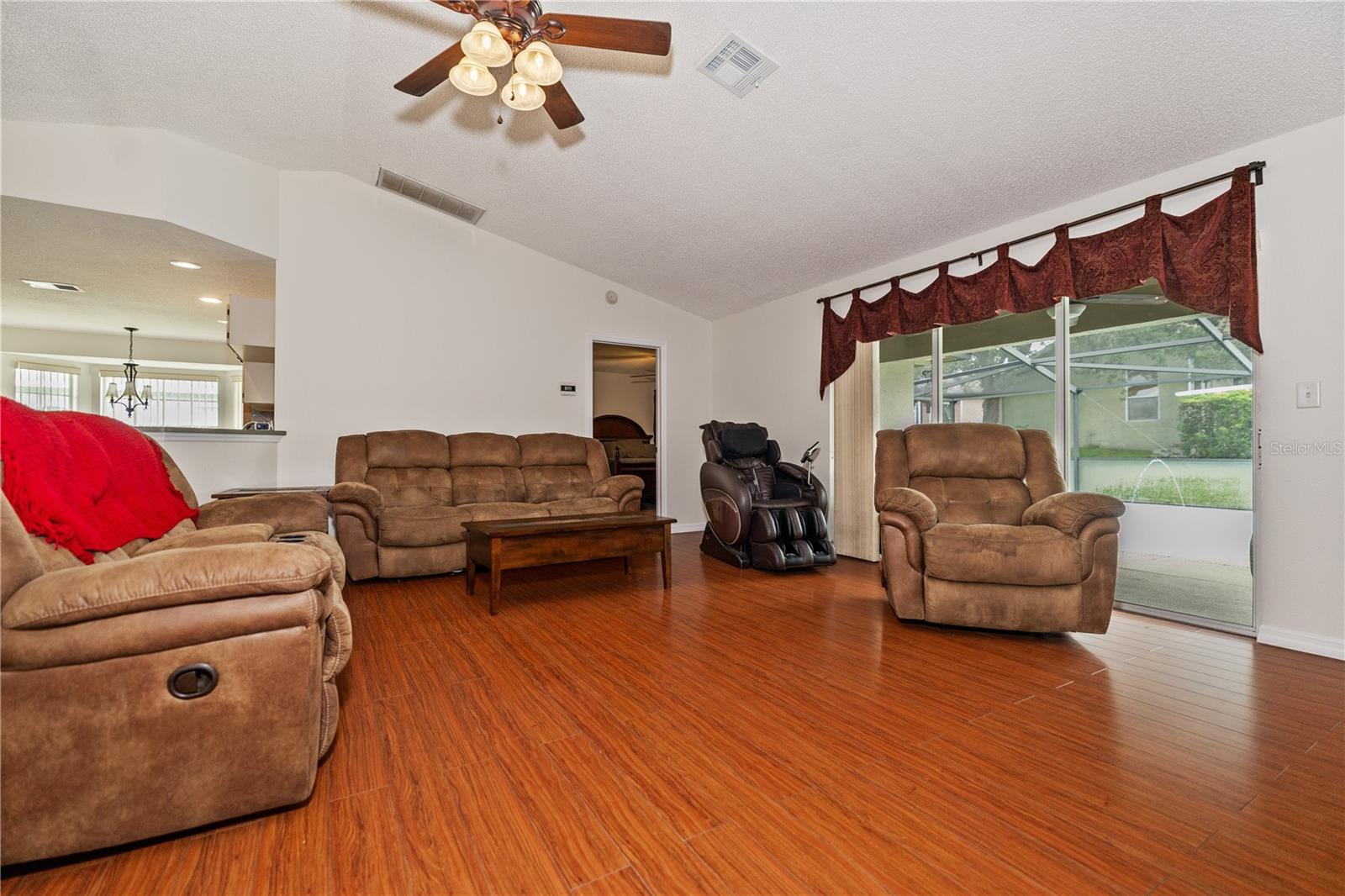 406 PALA WAY