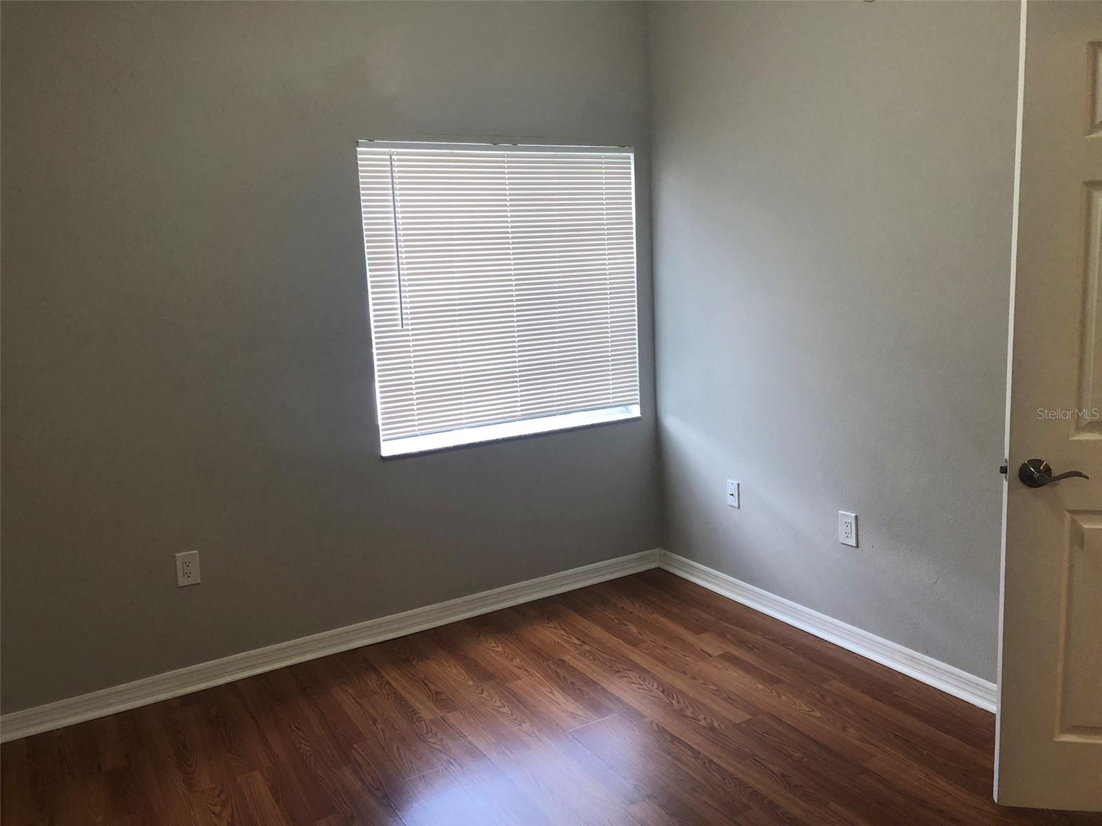 VILLAGES OF BLOOMINGDALE CONDO - Residential Lease