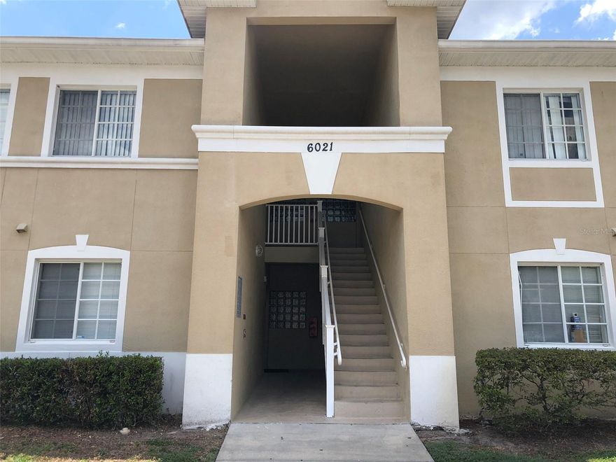 GORGEOUS unit. Completely freshened and ready for a new tenant. Tampa Housing vouchers are accepted. 3 bedrooms, 2 bathrooms, screened in patio/porch. ground floor ease of access. There is a washer and dryer located inside the unit. This will not last at this price.